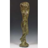 Micha Chipovsky (geb. 1966) groen gepatineerd bronzen sculptuur;staand vrouwelijke naakt, met