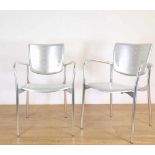 Josep Llusca voor Amat 3, Spanje, paar verchroomd stalen stoelen, 'Street Stacking Chair',met