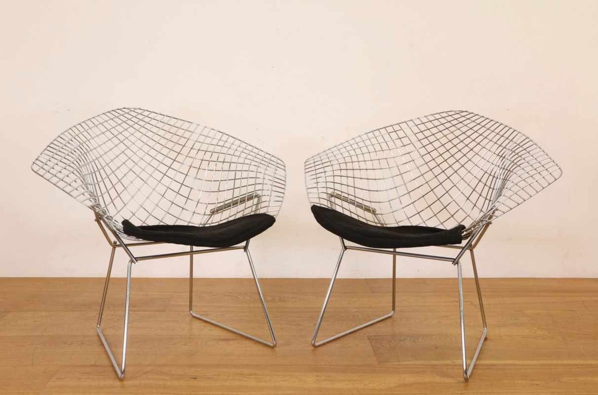 Harry Bertoia, paar verchroomd draadstalen fauteuils, model 'Diamond' voor Knoll Associates,met - Bild 2 aus 2