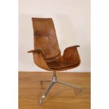 Fabricius & Kastholm, aluminium fauteuil, model FK 'bird' chair voor International,met bruin lederen