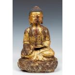 China, bronzen figuur van zittende Boeddha,met pagode in de linker hand en resten van