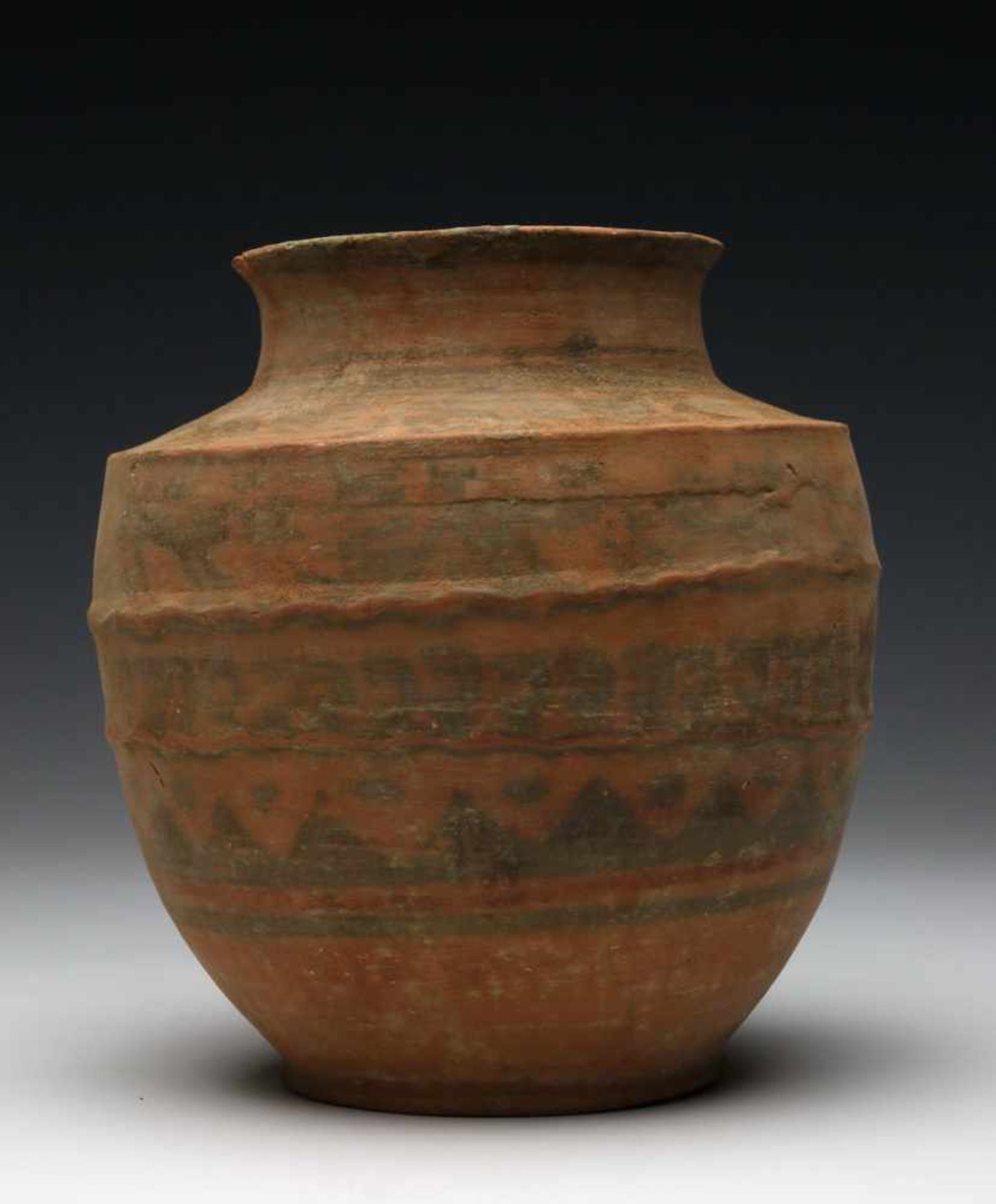 Indus Valei, Pakistan, Nindowari, 2300-2000 BC.,red earthenware pot with two ribbed edges in the - Bild 3 aus 6
