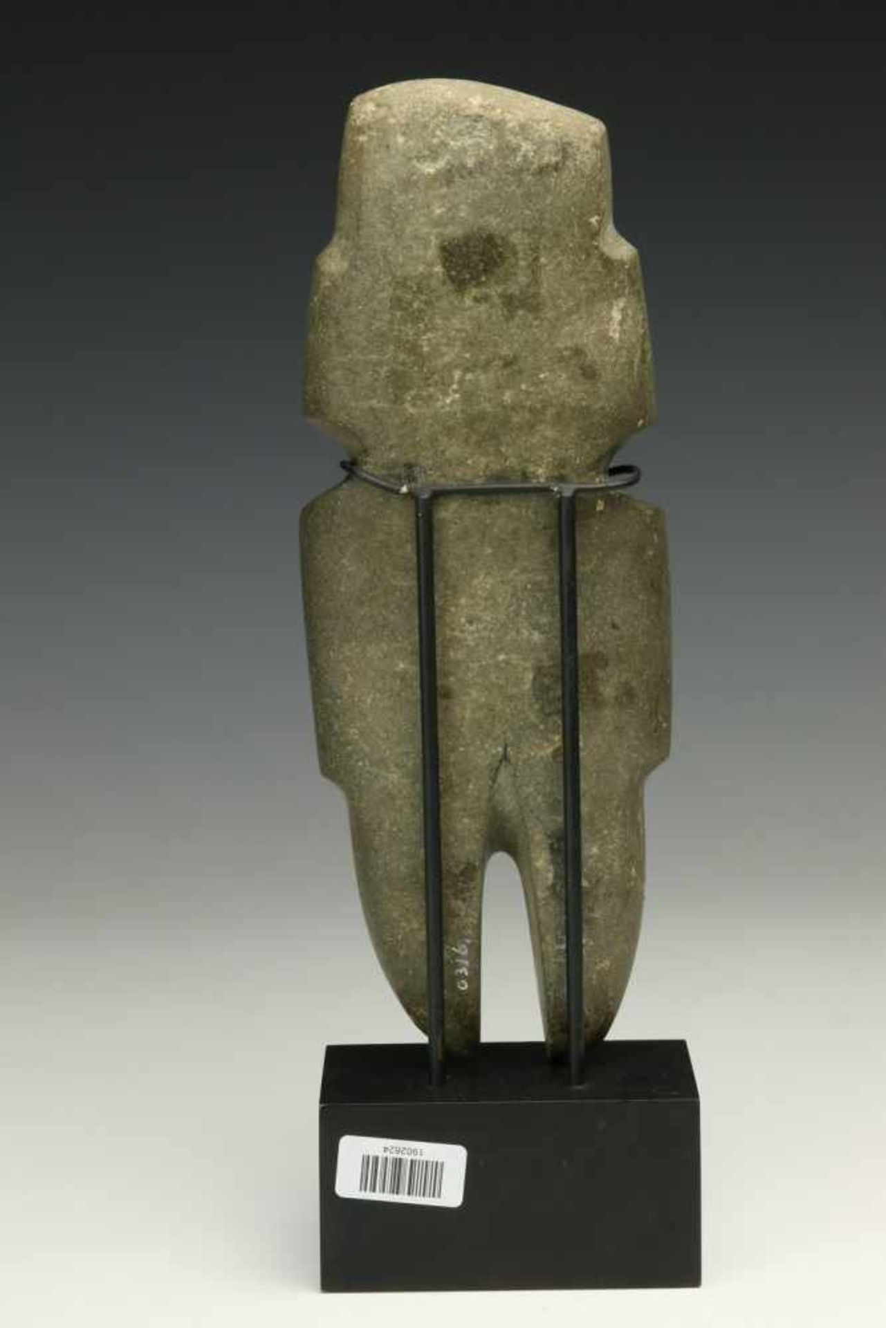 Mexico, Guerrero, Mezcala, stone antromorphic figure, 100 BC - 300 ADwith an old collection number - Bild 3 aus 7