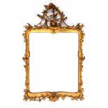 Rechthoekige spiegel in verguld en gestoken houten lijst in Rococo-stijl, vroeg 19e eeuwbr. 53 en h.