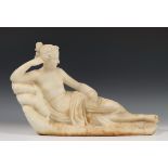 Albasten sculptuur naar de klassieken, 19e eeuw;Pauline Borghese als Venus (één voet beschadigd); 52