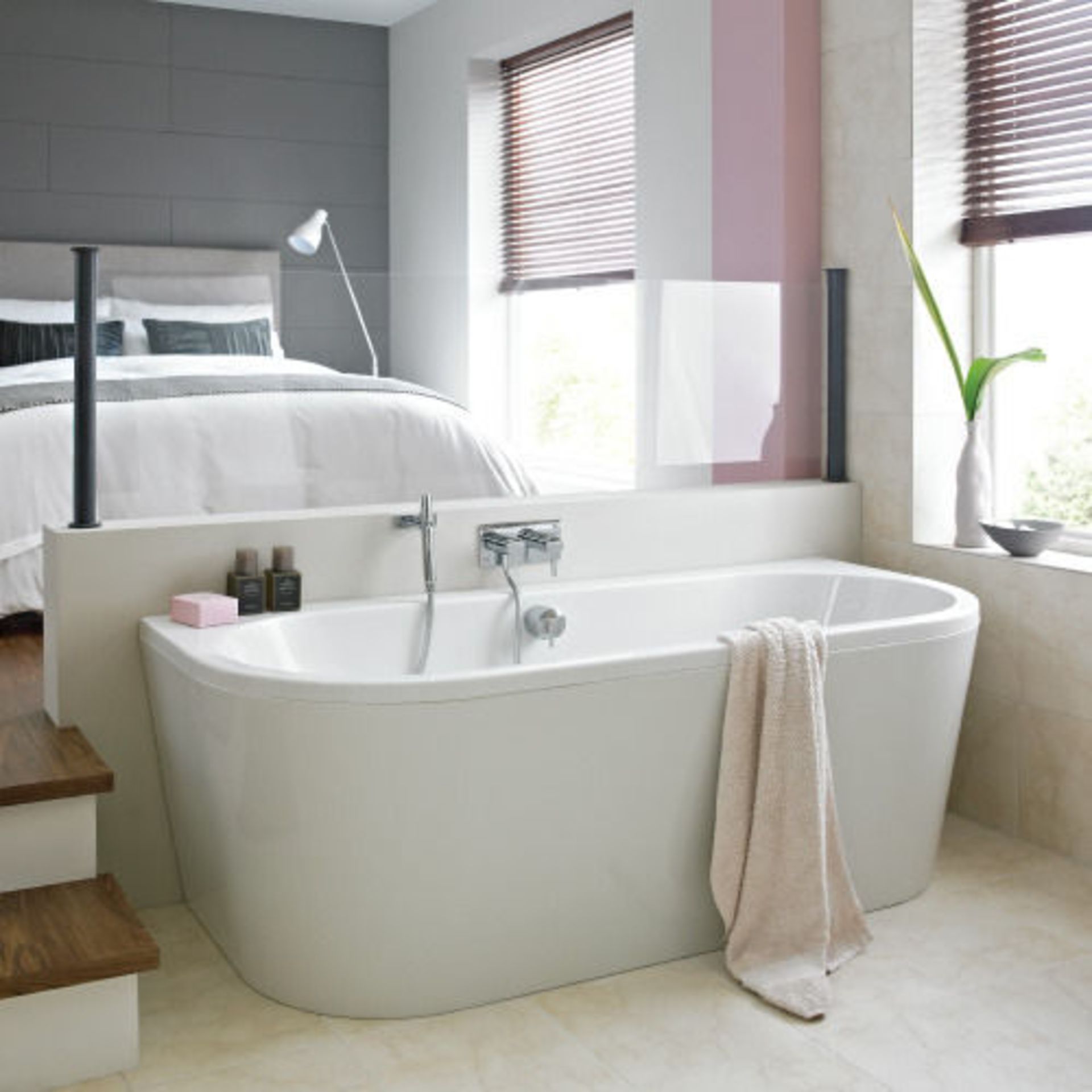 Baths and bathroom equipment. Approximate retail value £1,525. - Image 3 of 4