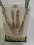 20 London Buckley Gold escade set bracelet , necklace and earrings