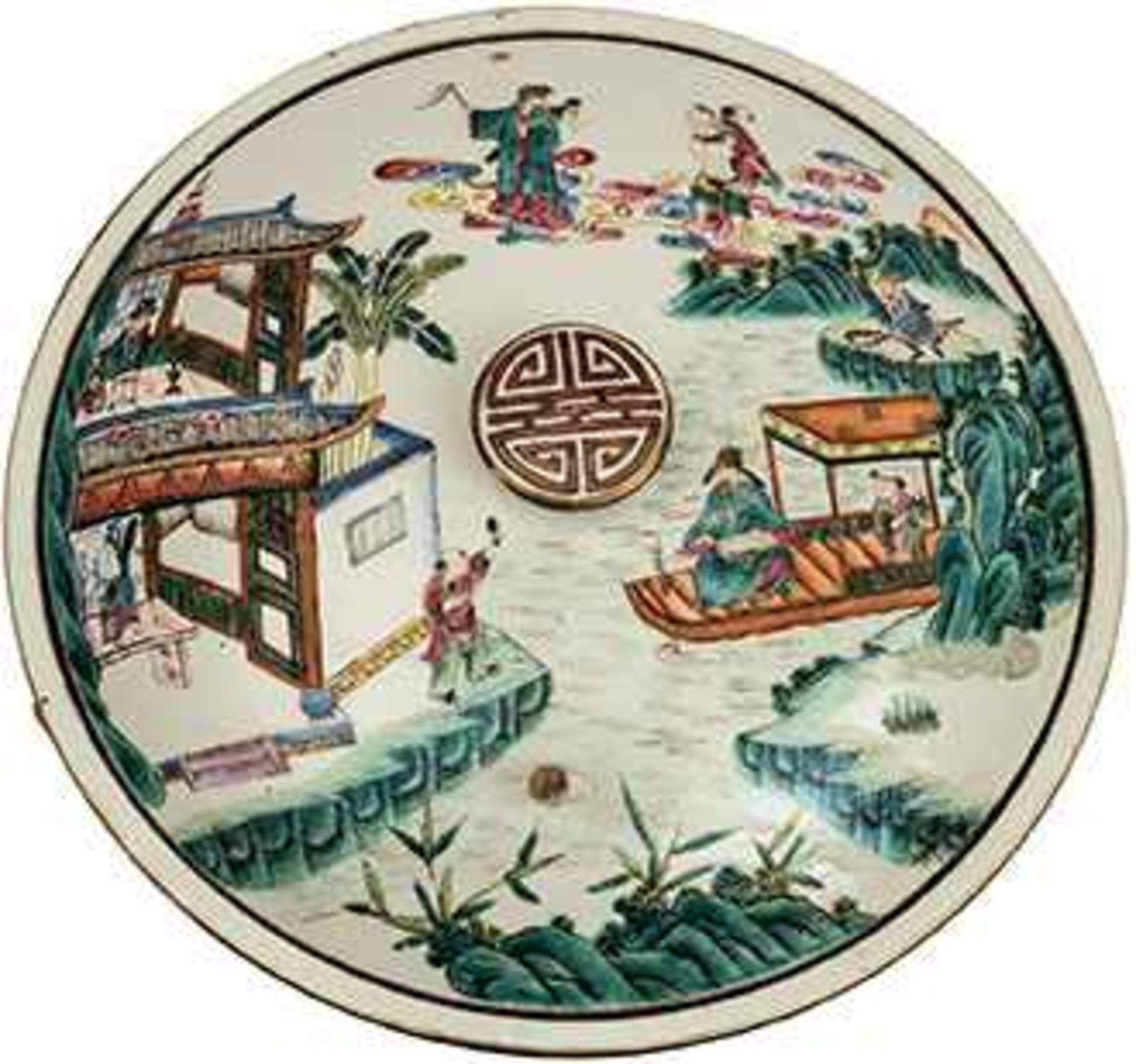 China. – Deckelterrine.Porzellan. Emailfarben, grüne Familie. Deckel: Haus am Wasser, das einen Gast - Bild 2 aus 2
