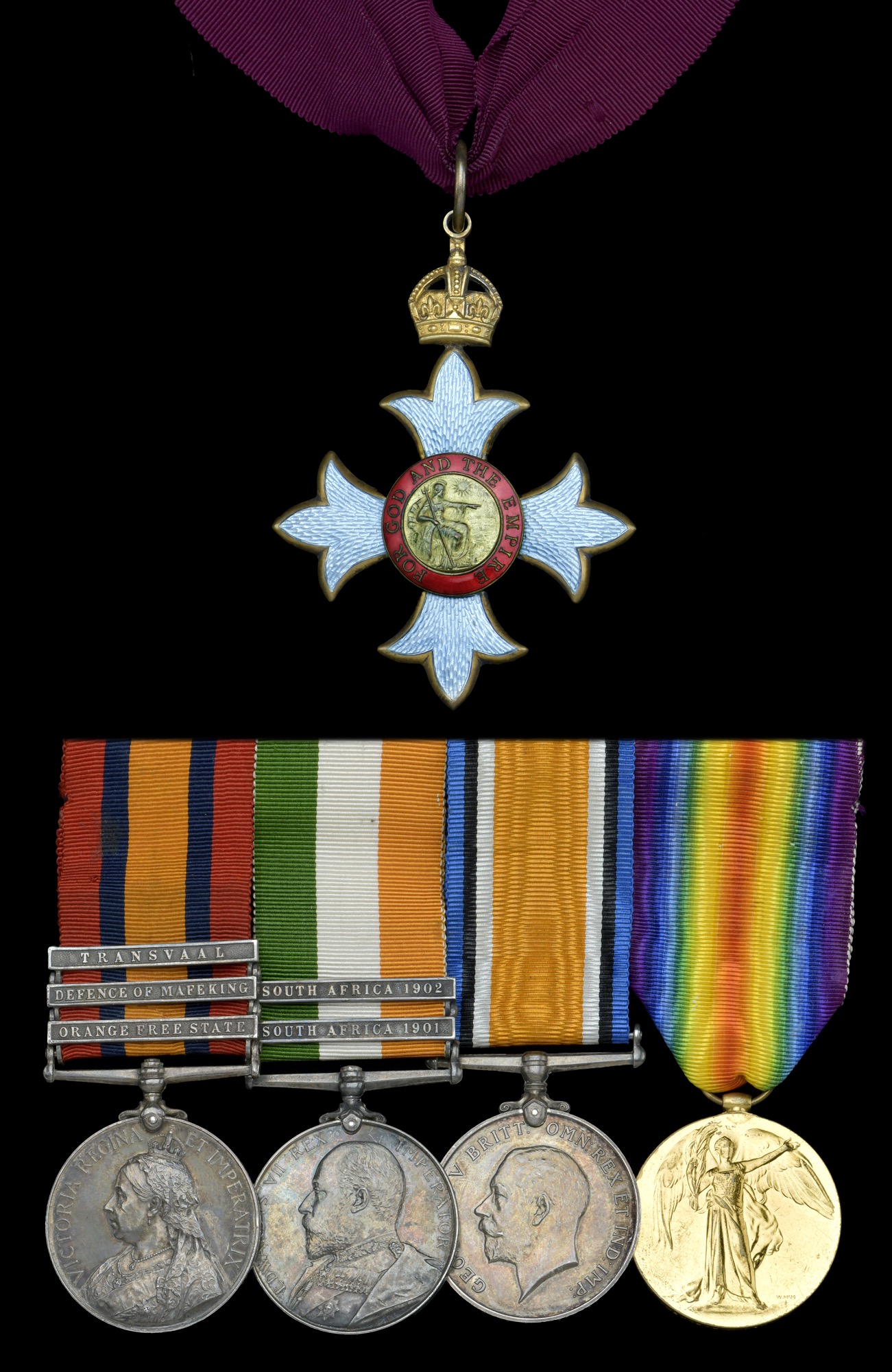 Groups and Single Decorations for Gallantry