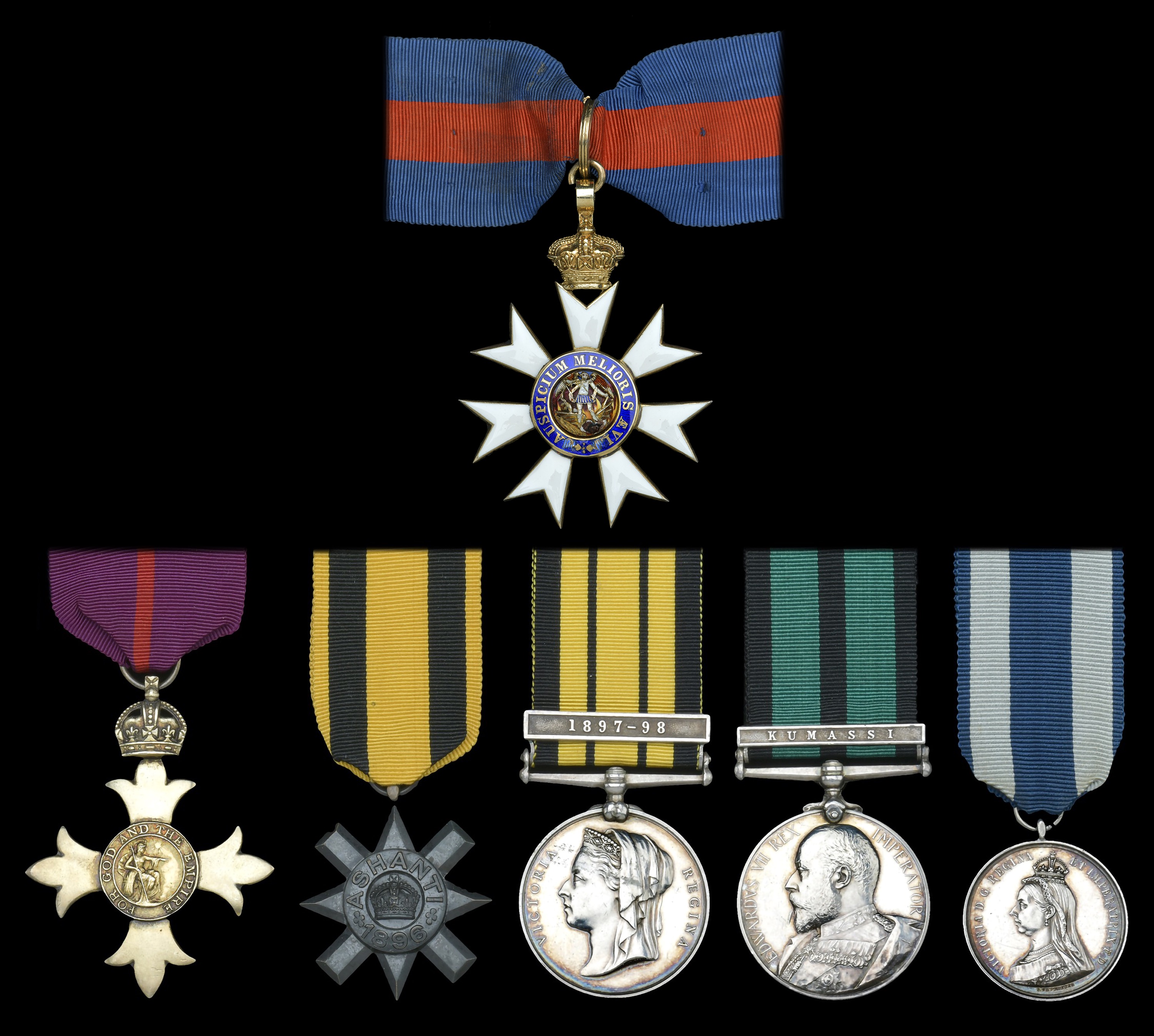 Groups and Single Decorations for Gallantry