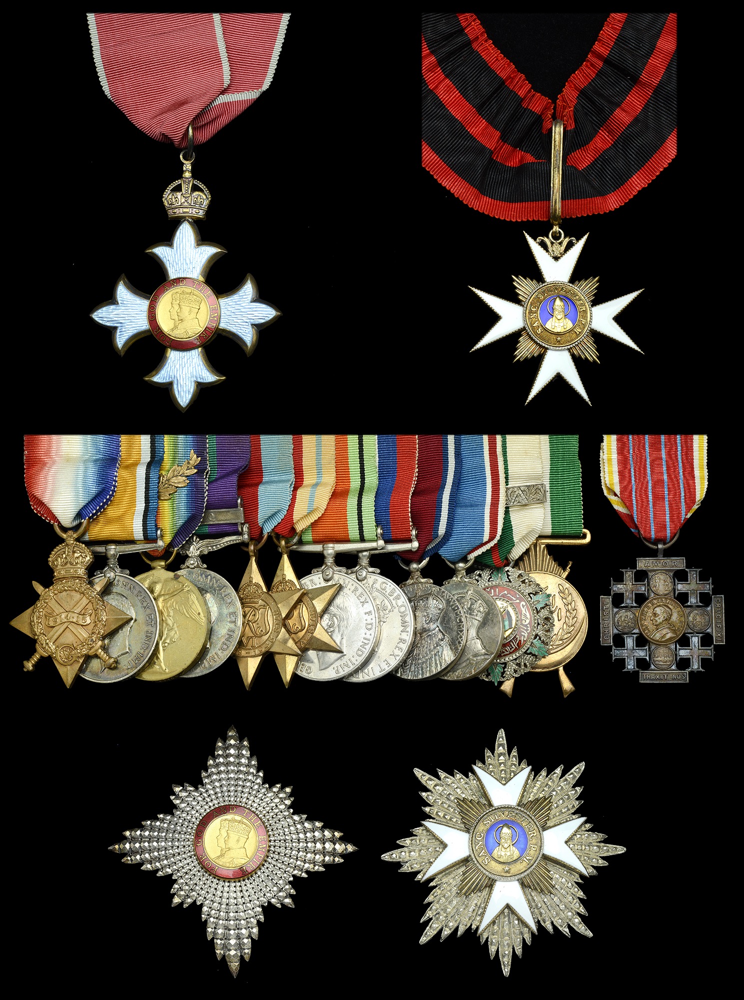 Groups and Single Decorations for Gallantry