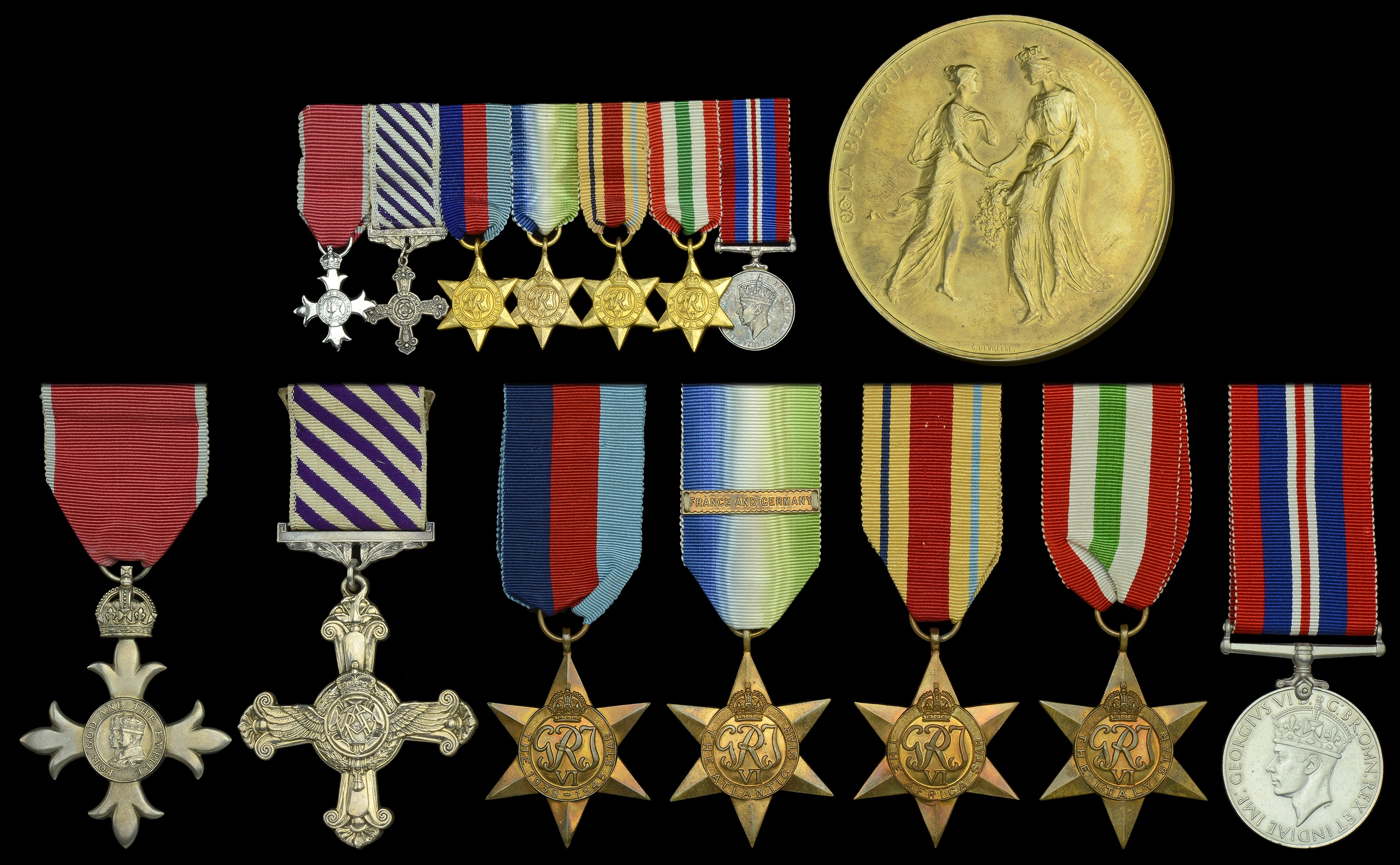 Groups and Single Decorations for Gallantry