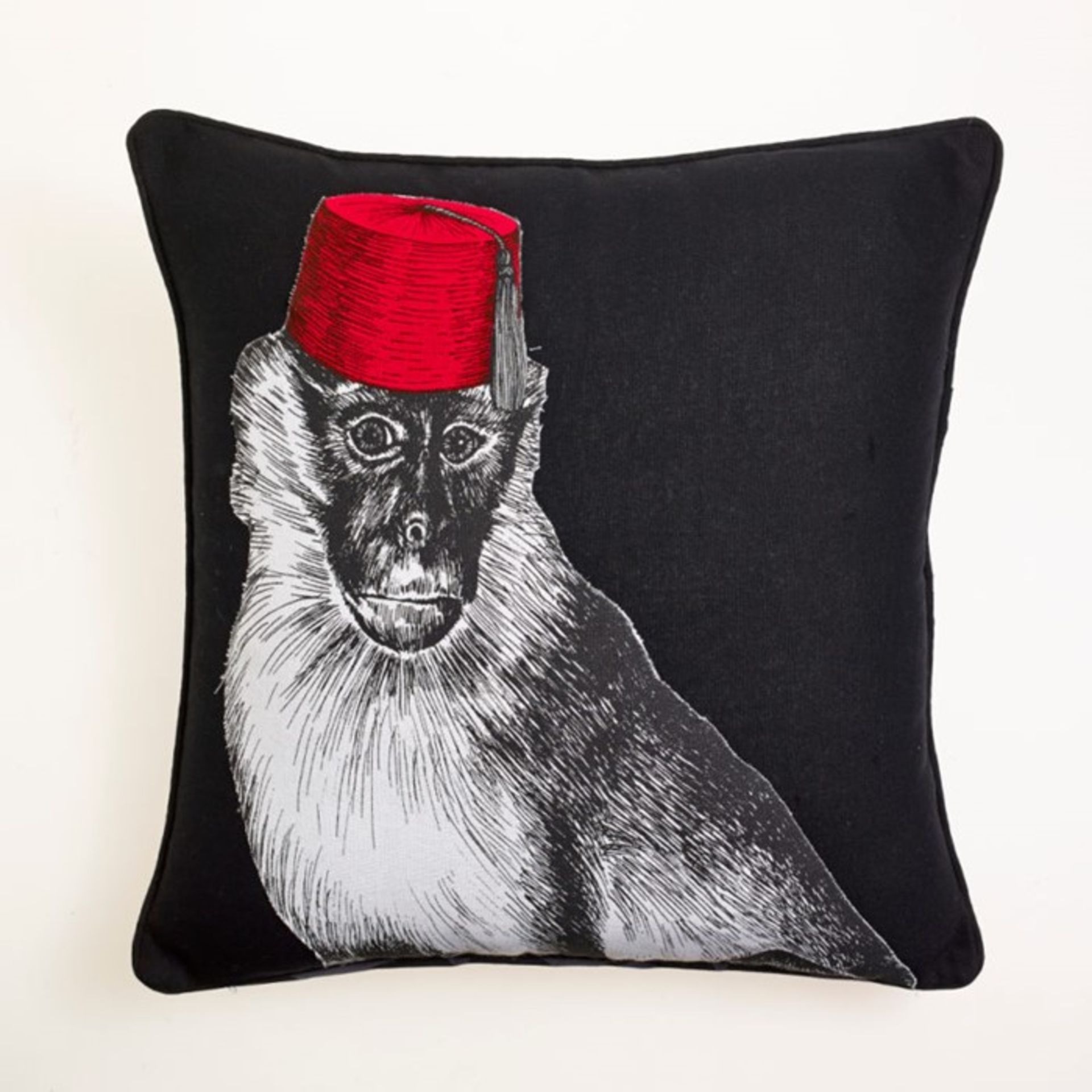 1 BRAND NEW PACKAGED ARTHOUSE MONKEY MADNESS BLACK AND RED CUSHION 300123 (VIEWING HIGHLY