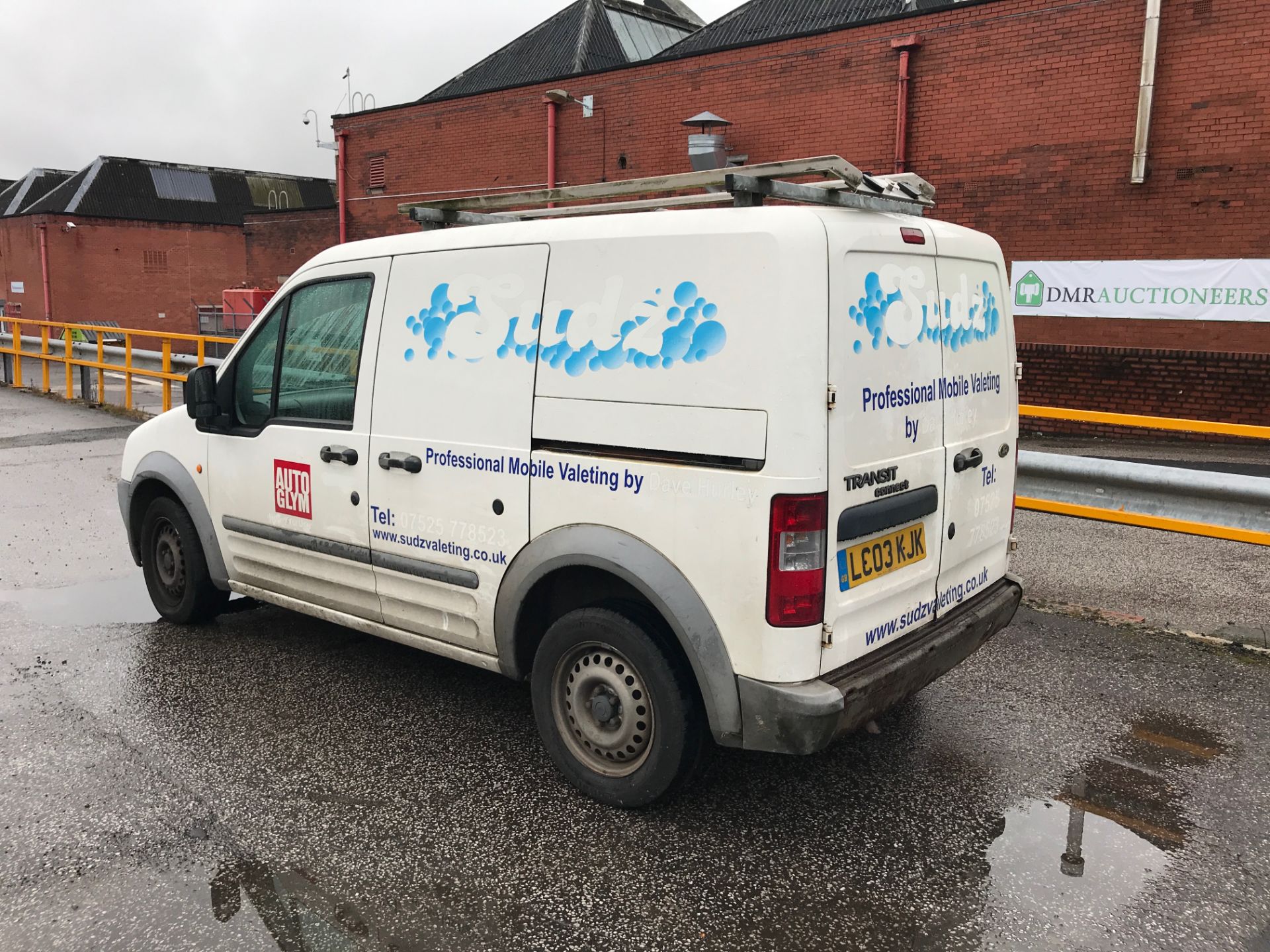 1 FORD TRANSIT T200 TDDI SWB CONNECT PANEL VAN, DIESEL, 1753CC, JULY 2003, REG: LC03 KJK, IN WHITE - Image 3 of 8