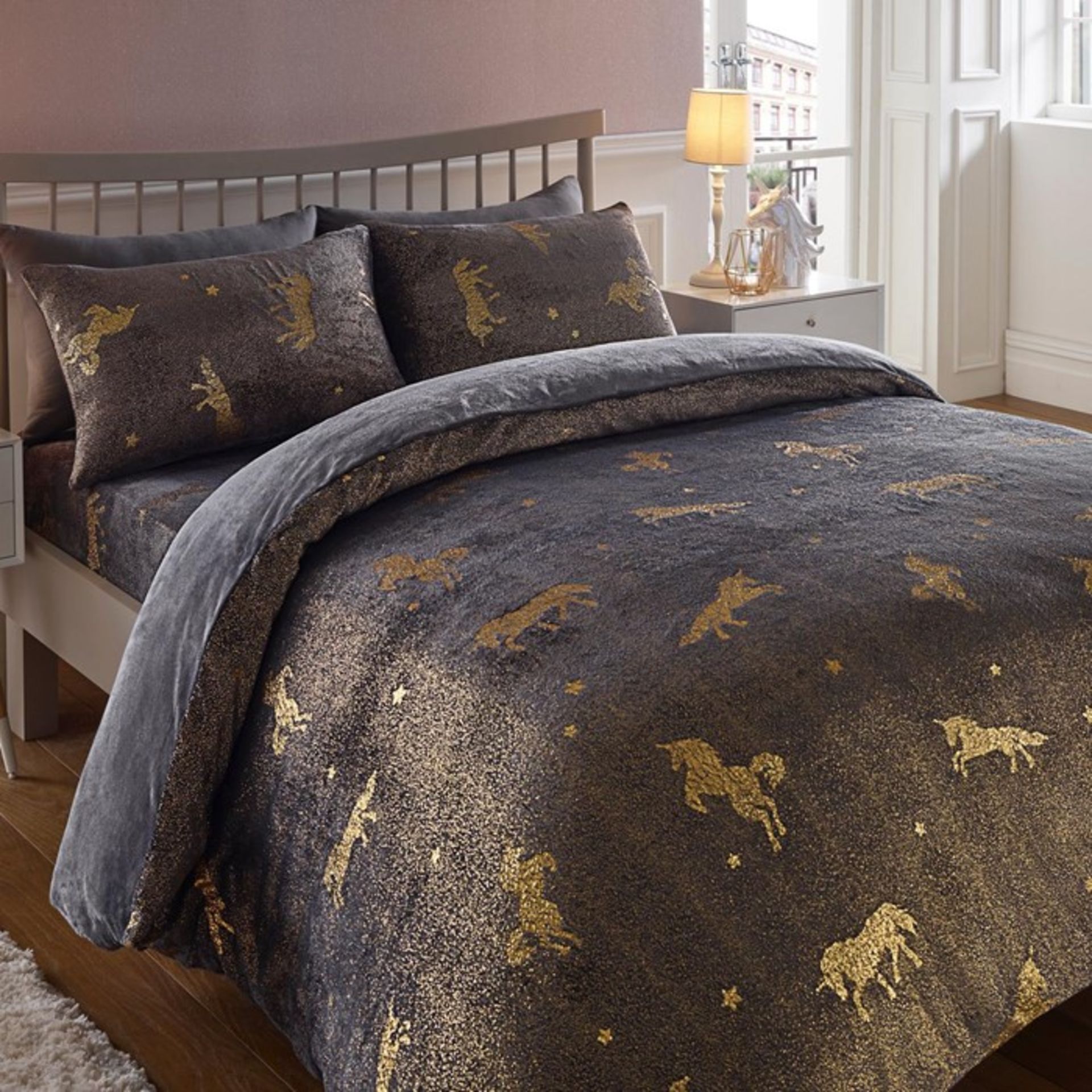 1 PACKAGED ULTRA COSY TEDDY UNICORN VELVET TOUCH WITH METALLIC DESIGN DOUBLE DUVET SET IN