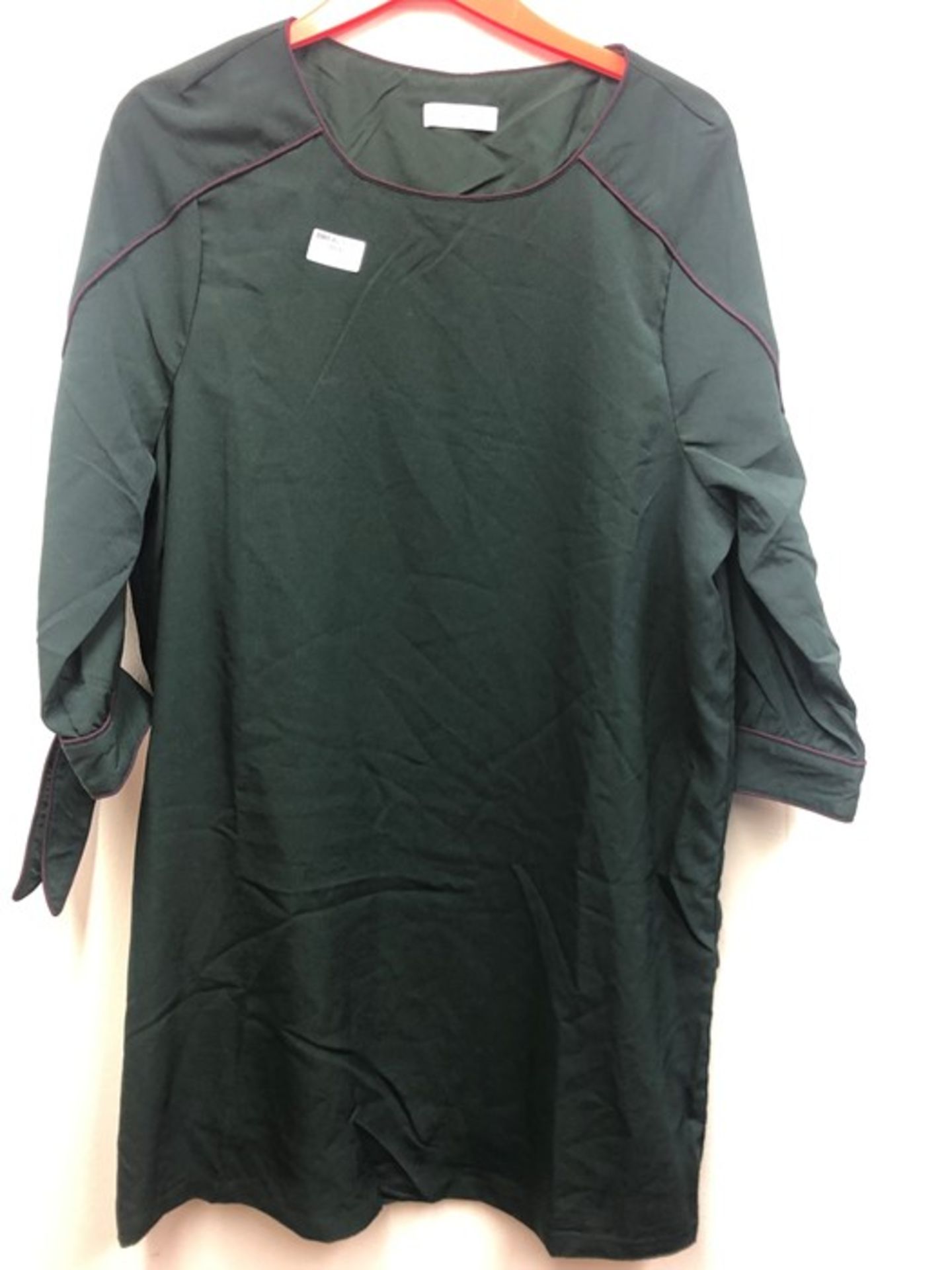 1 LA REDOUTE TOP IN GREEN / SIZE 16 (VIEWING HIGHLY RECOMMENDED)