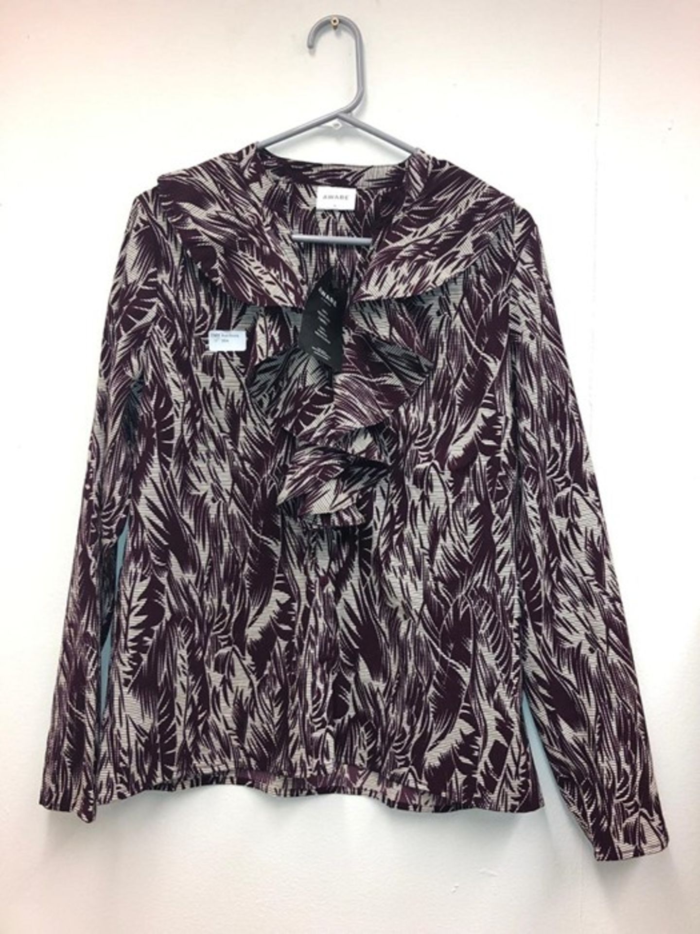 1 AS NEW AWARE WOMENS BLOUSE IN PLUM, SIZE (M) RRP