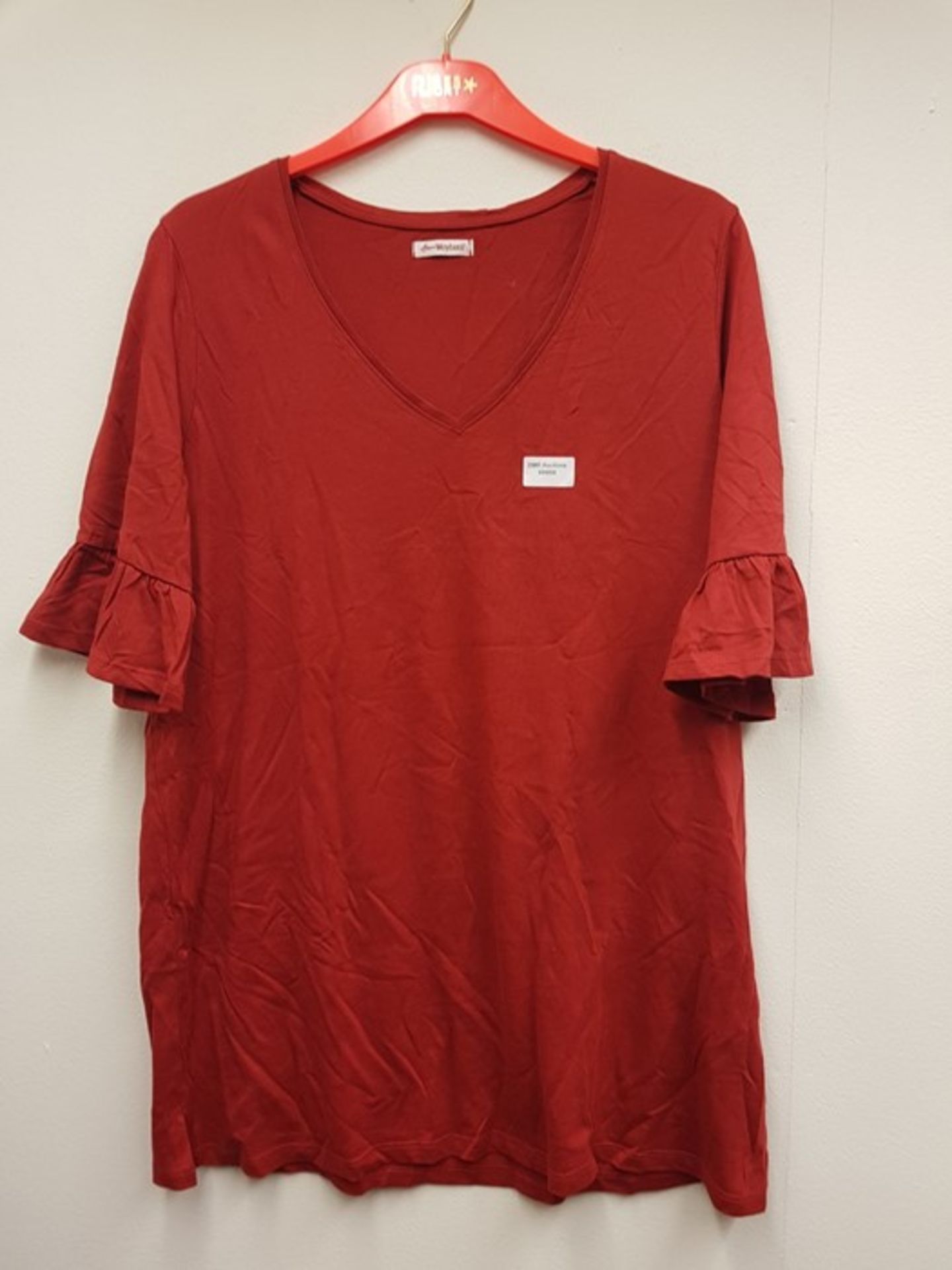 1 AS NEW ANNE WEYBURN LADIES T-SHIRT IN RED / SIZE