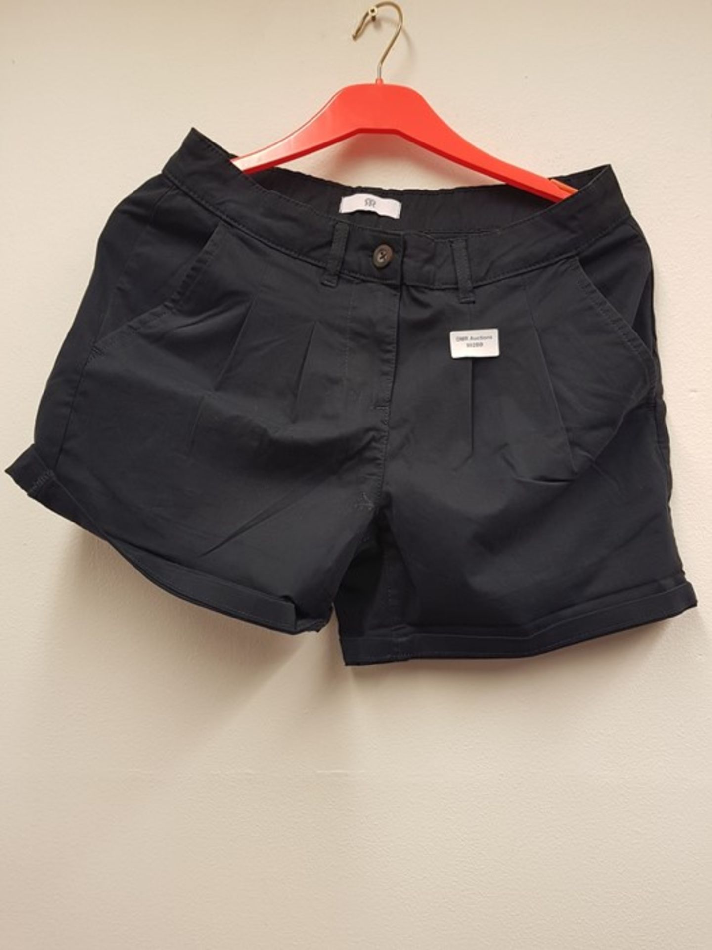 1 AS NEW PAIR OF LA REDOUTE SHORTS IN BLUE / SIZE