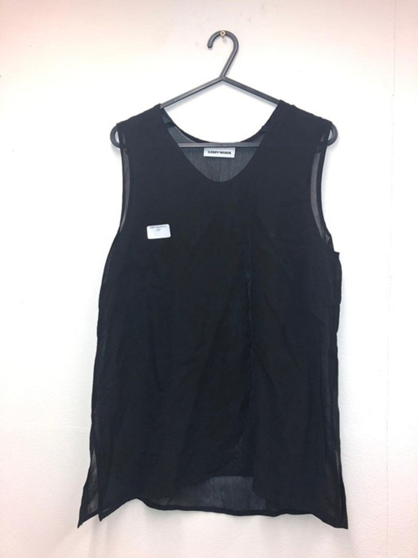 1 GERRY WEBER WOMENS SLEEVELESS T-SHIRT, SIZE 10 (