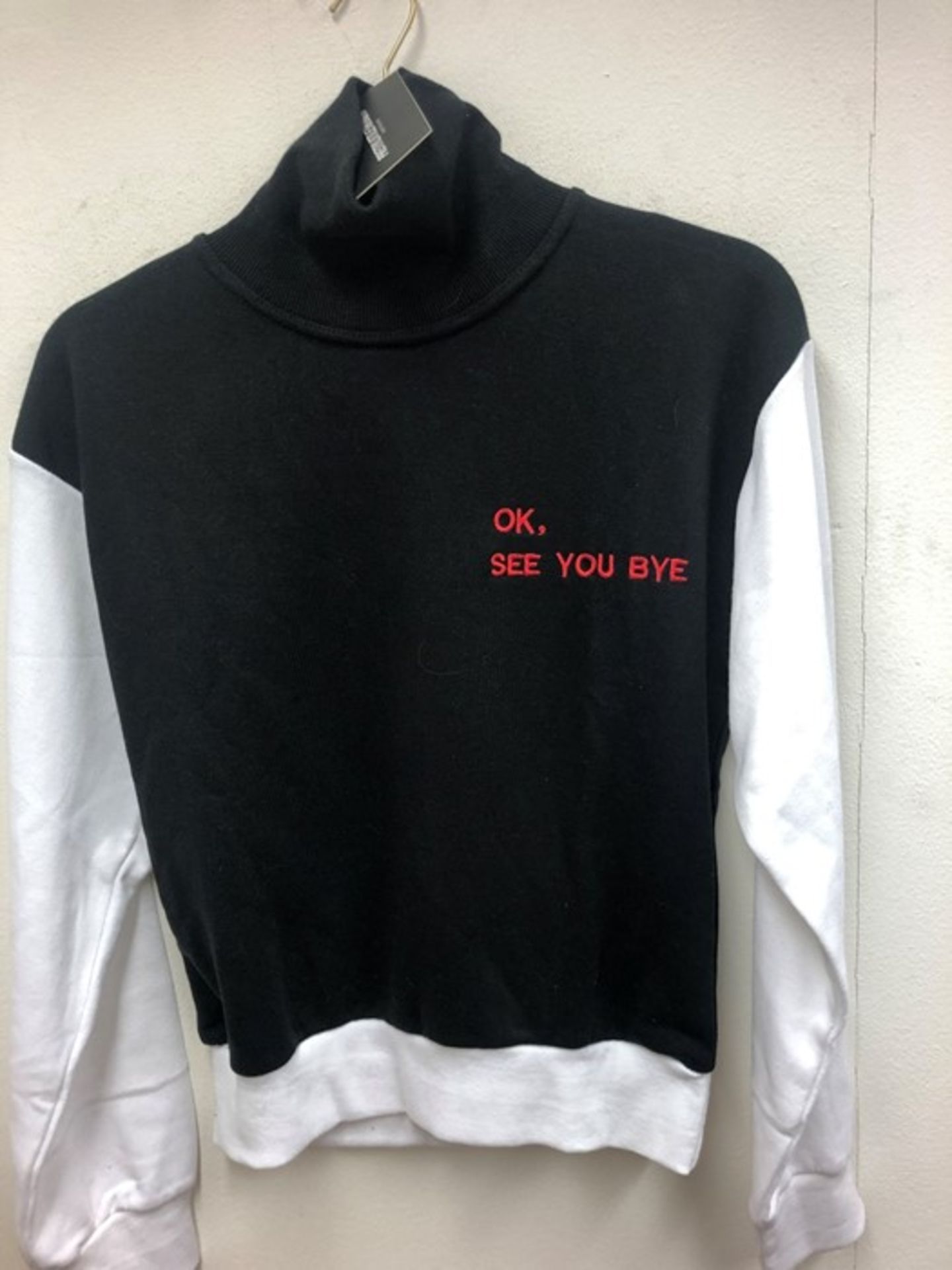 1 PRETTY LITTLE THING BLACK OK, SEE YOU BYE SLOGAN HIGH NECK SWEATER / SIZE - 6 (VIEWING HIGHLY