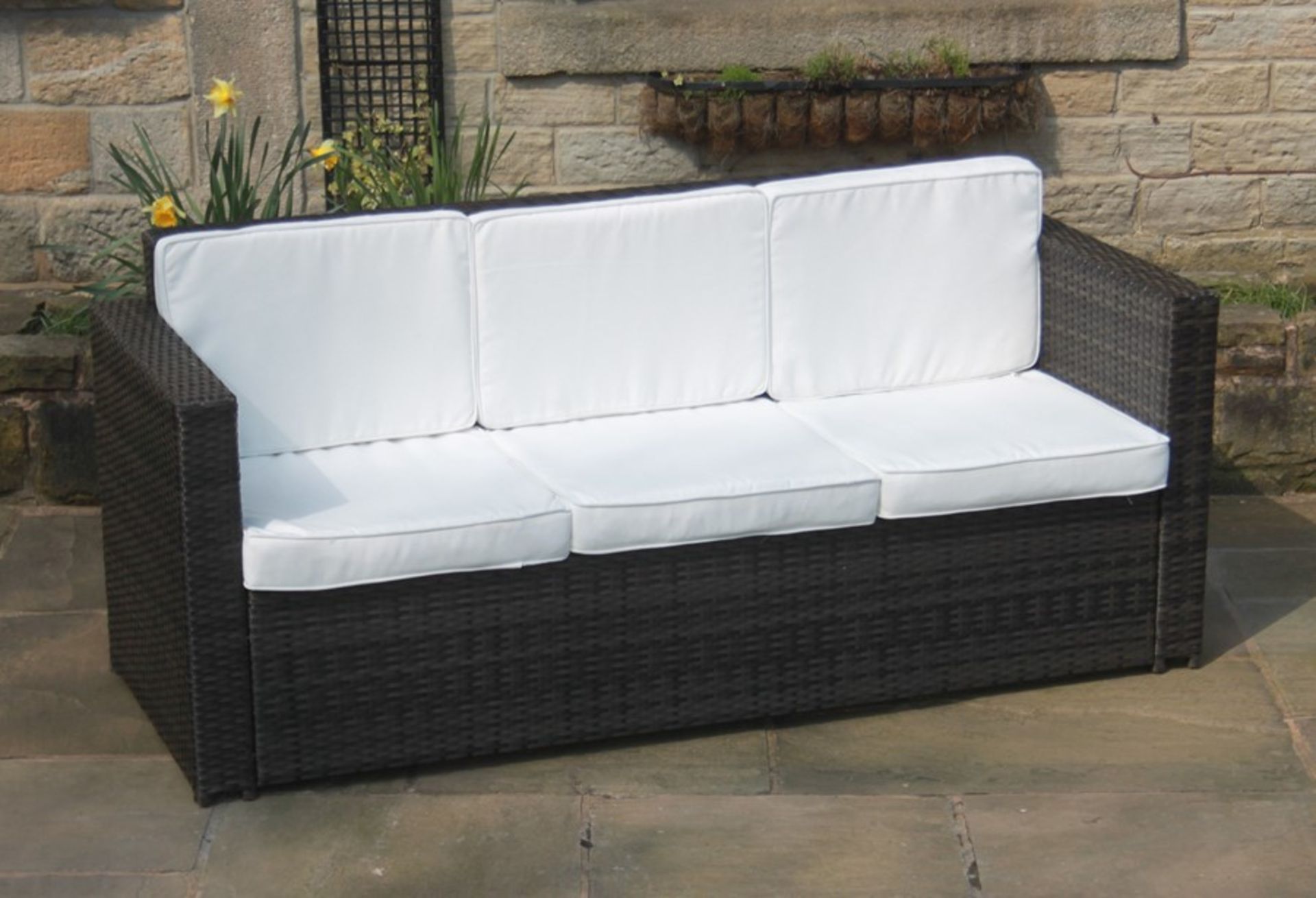 1 GRADE B BOXED RATTAN STEEL 3 SEATER SOFA IN DARK BROWN WITH WHITE CUSHIONS / GRADE B DUE TO BOX