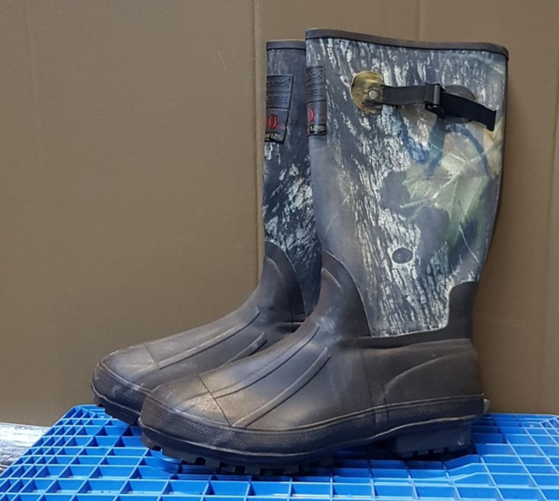 1 PAIR OF NEOPRENE THINSULATED WELLINGTON BOOTS, SIZE 12 (VIEWING HIGHLY RECOMMENDED)