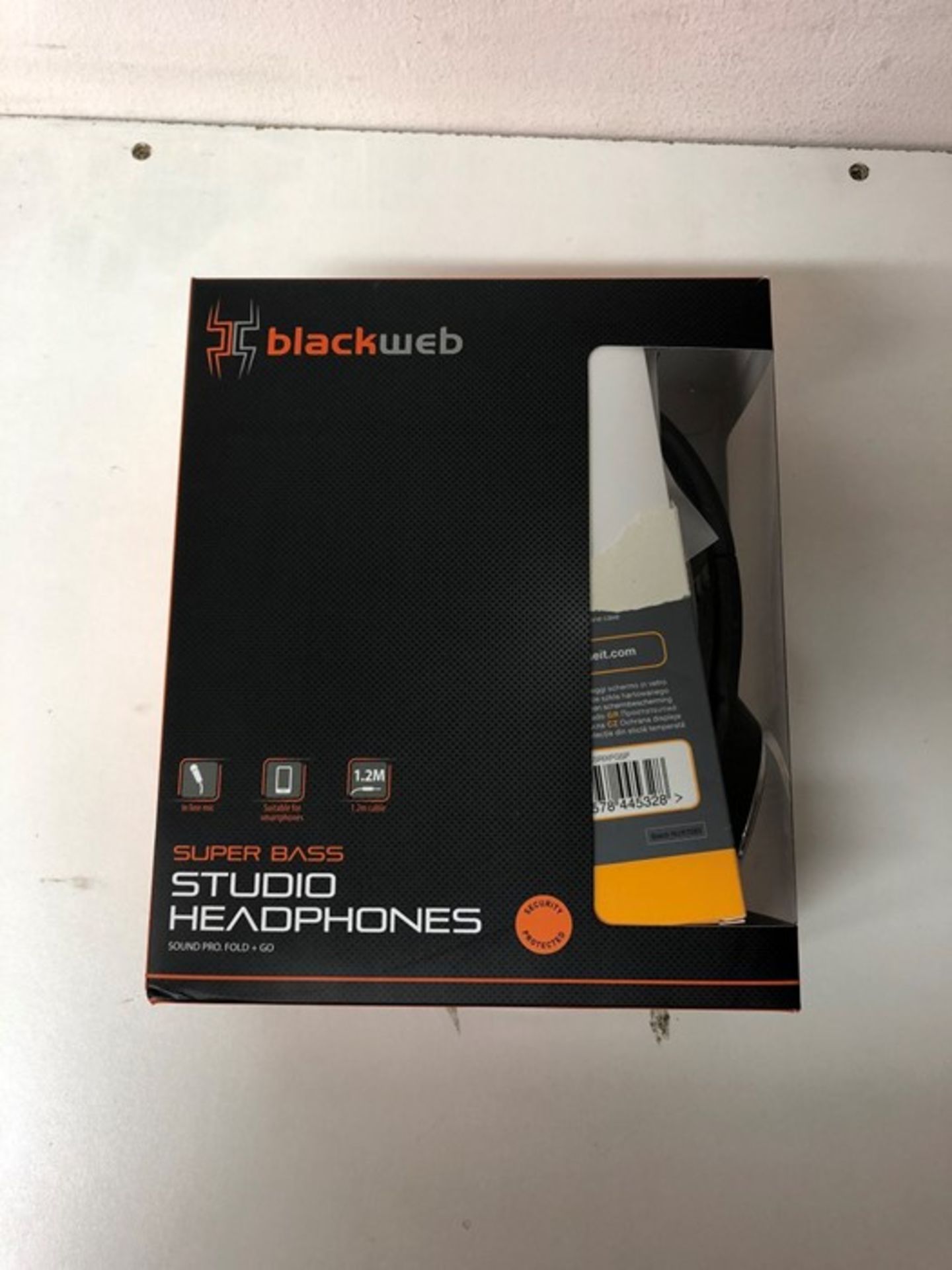 1 BOXED BLACK WEB BLUETOOTH STUDIO HEADPHONES IN BLACK / RRP £20.00 - BL 3809 (VIEWING HIGHLY