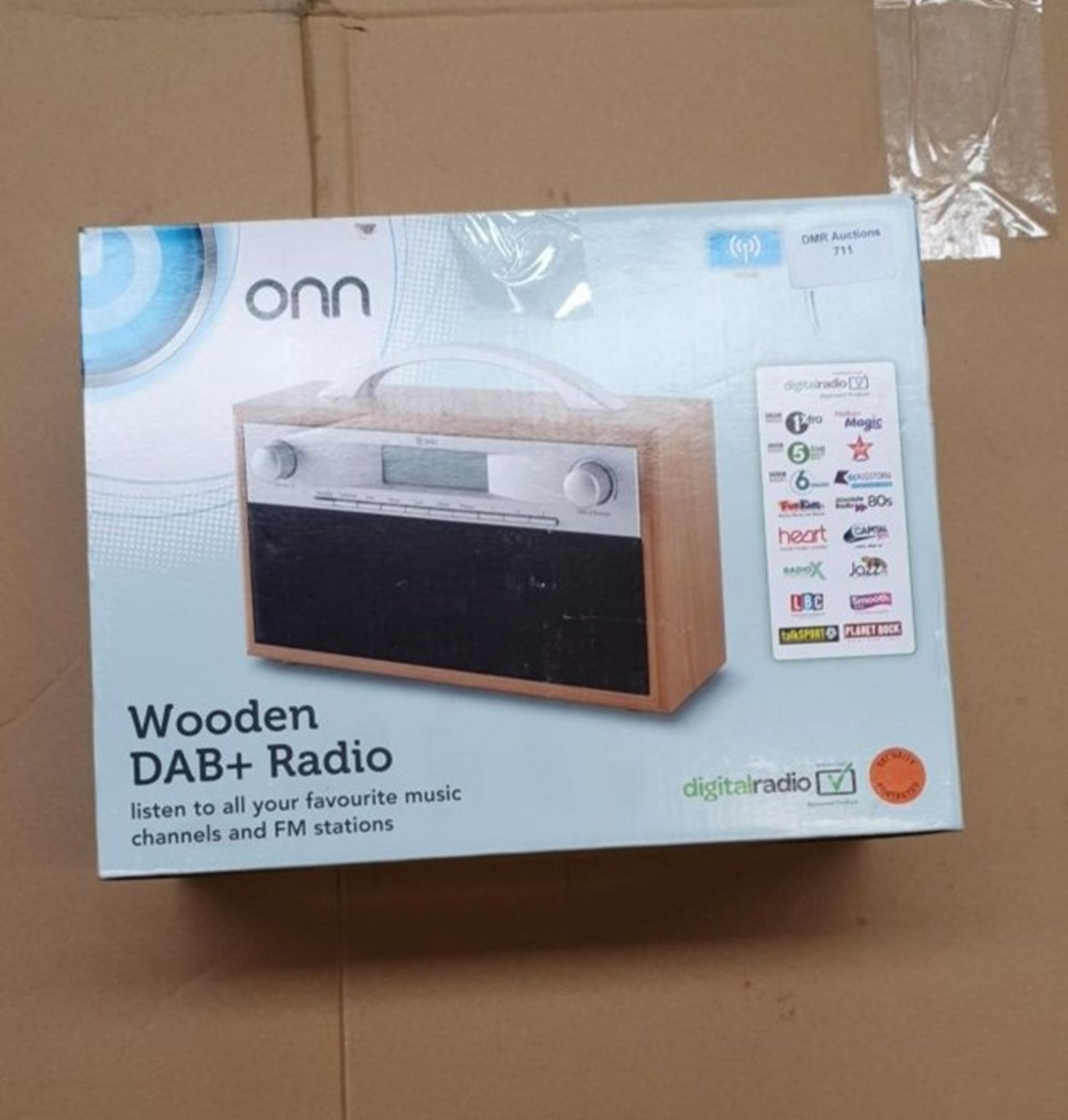 I BOXED ONN WOODEN DAB+ RADIO / BL -5481 (VIEWING HIGHLY RECOMMENDED)