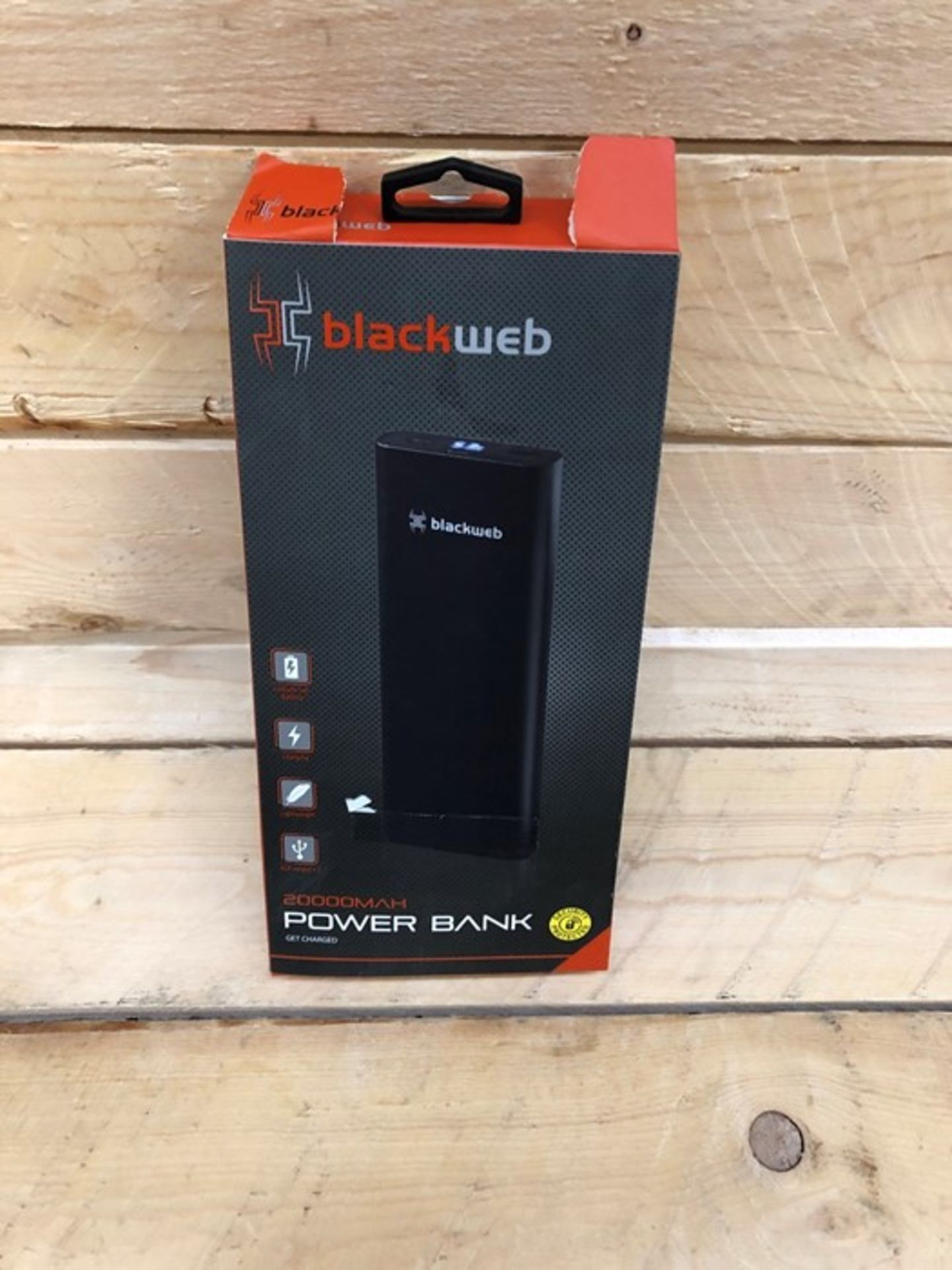 1 BOXED BLACKWEB 20000MAH POWER BANK / RRP £19.64 / BL 5601 (VIEWING HIGHLY RECOMMENDED)