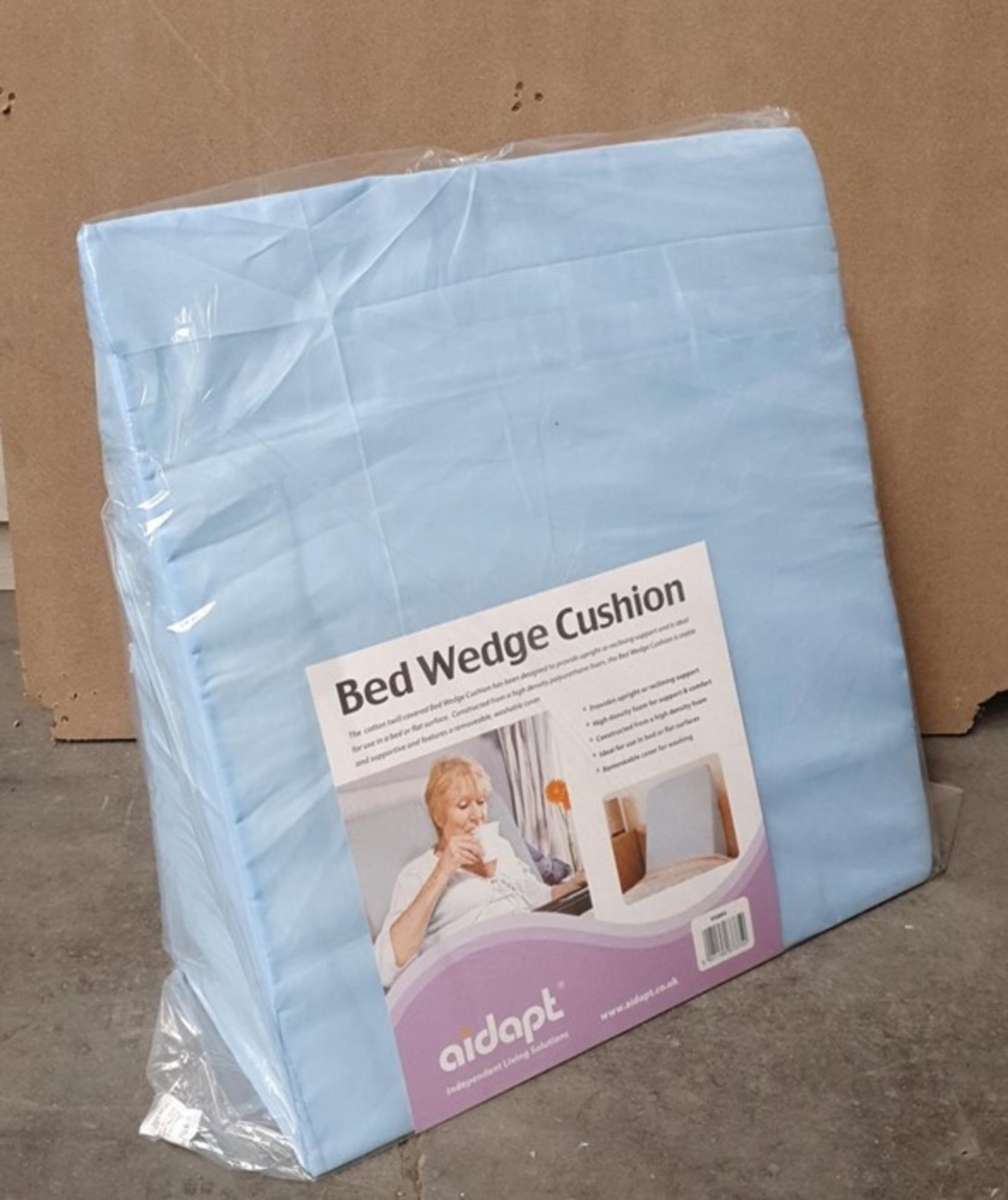 ME : 1 AS NEW BOXED AIDAPT BED WEDGE CUSHION IN BLUE / RRP £29.00 (VIEWING HIGHLY RECOMMENDED)