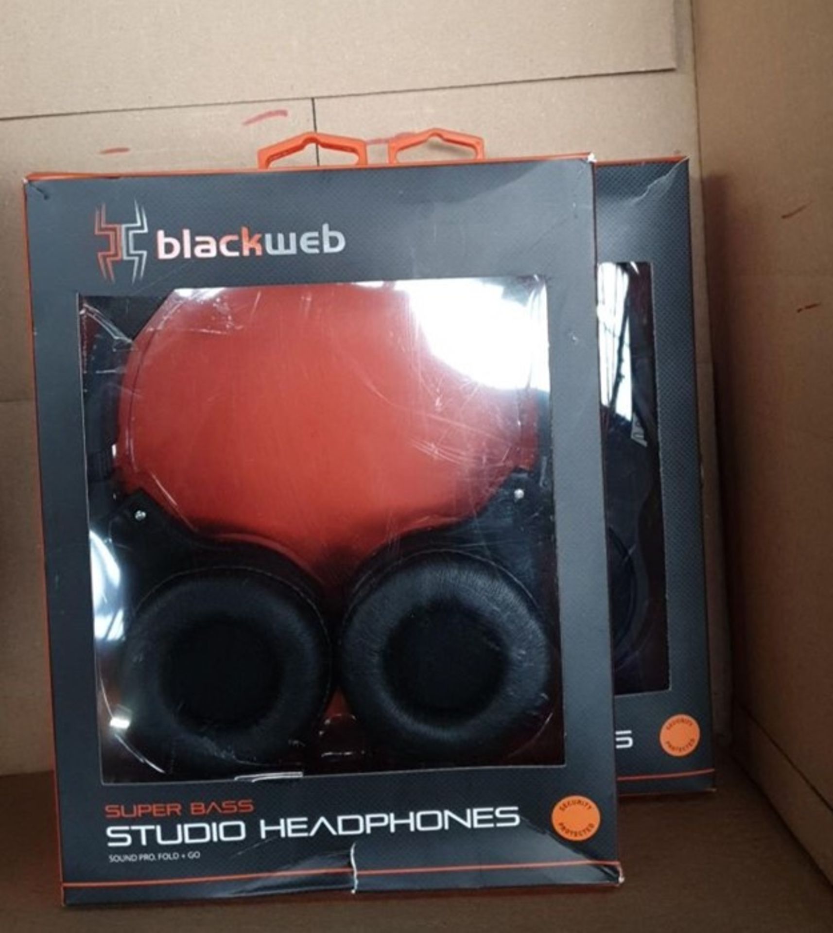 1 LOT TO CONTAIN 2 BOXED BLACKWEB SUPER BASS STUDIO HEADPHONES - BLACK / BL - 6083 / RRP £30.00 (