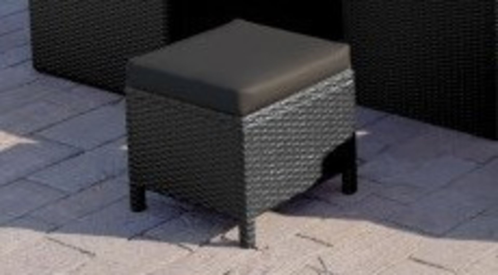 1 GRADE A BOXED ABREO GRAND MONACO FOOT STOOL IN GREY AND BLACK / RRP £80.00 (VIEWING HIGHLY