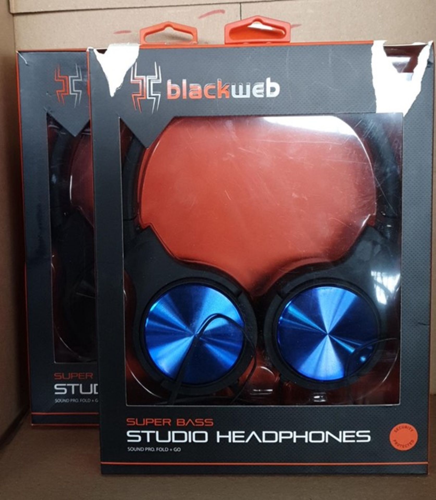 1 LOT TO CONTAIN 2 BOXED BLACKWEB SUPER BASS STUDIO HEADPHONES - BLACK, BLUE/ BL - 6083 / RRP £30.00