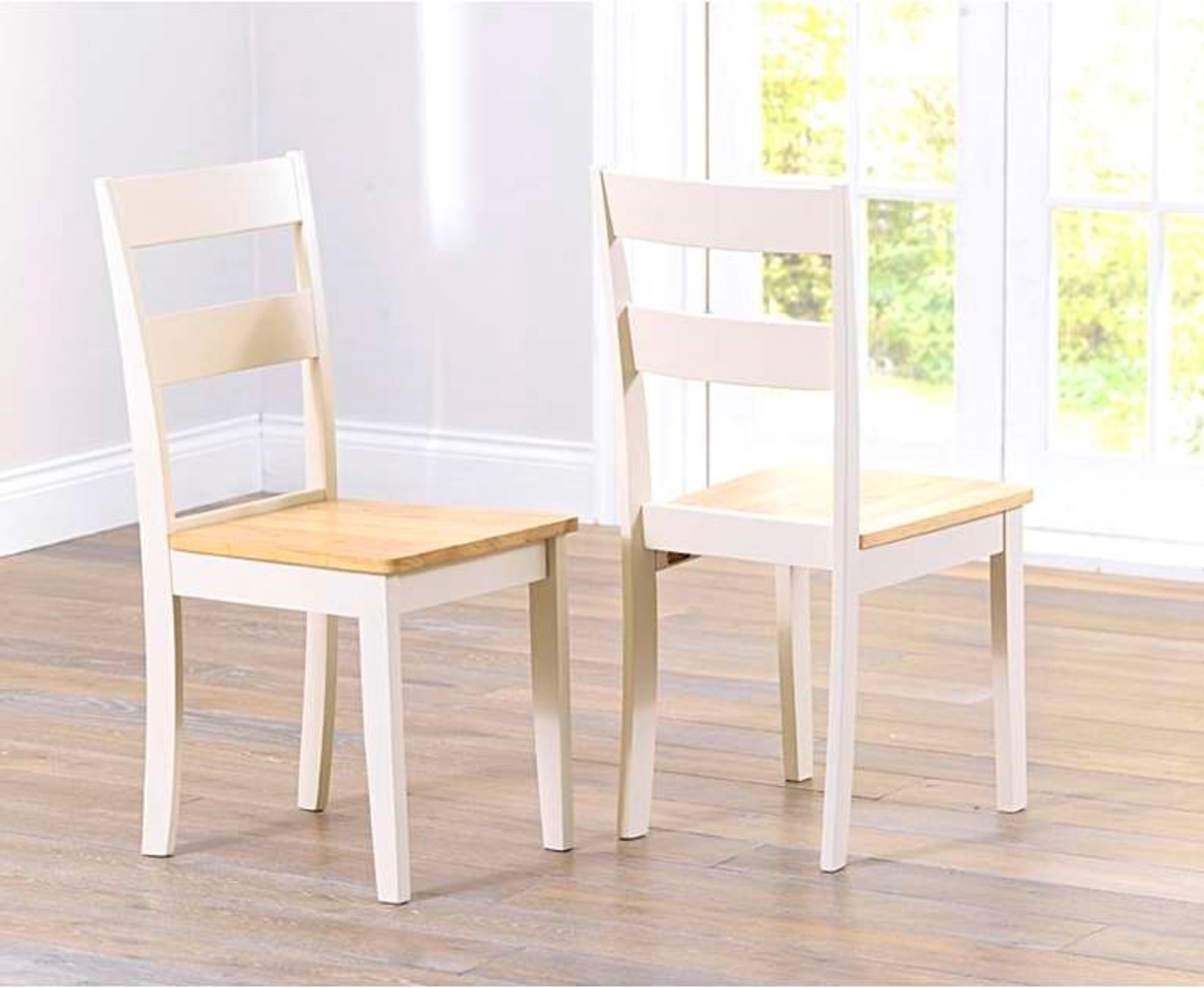 1 GRADE A BOXED PAIR OF CHILTERN DINING CHAIRS IN CREAM AND OAK / RRP £129.00 (VIEWING HIGHLY