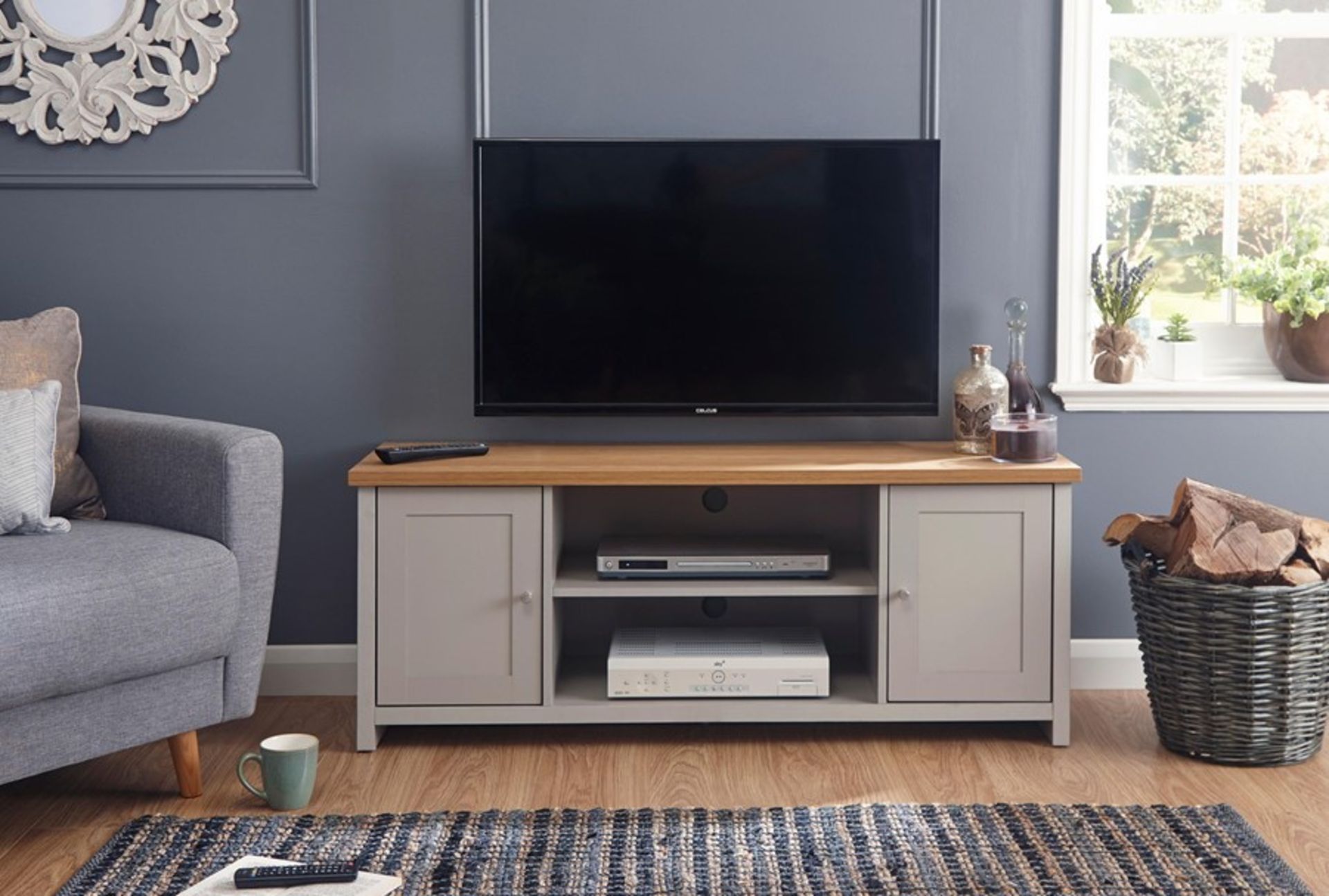 1 GRADE A BOXED LANCASTER GREY AND OAK TOP LARGE TV CABINET / RRP £104.95 (VIEWING HIGHLY