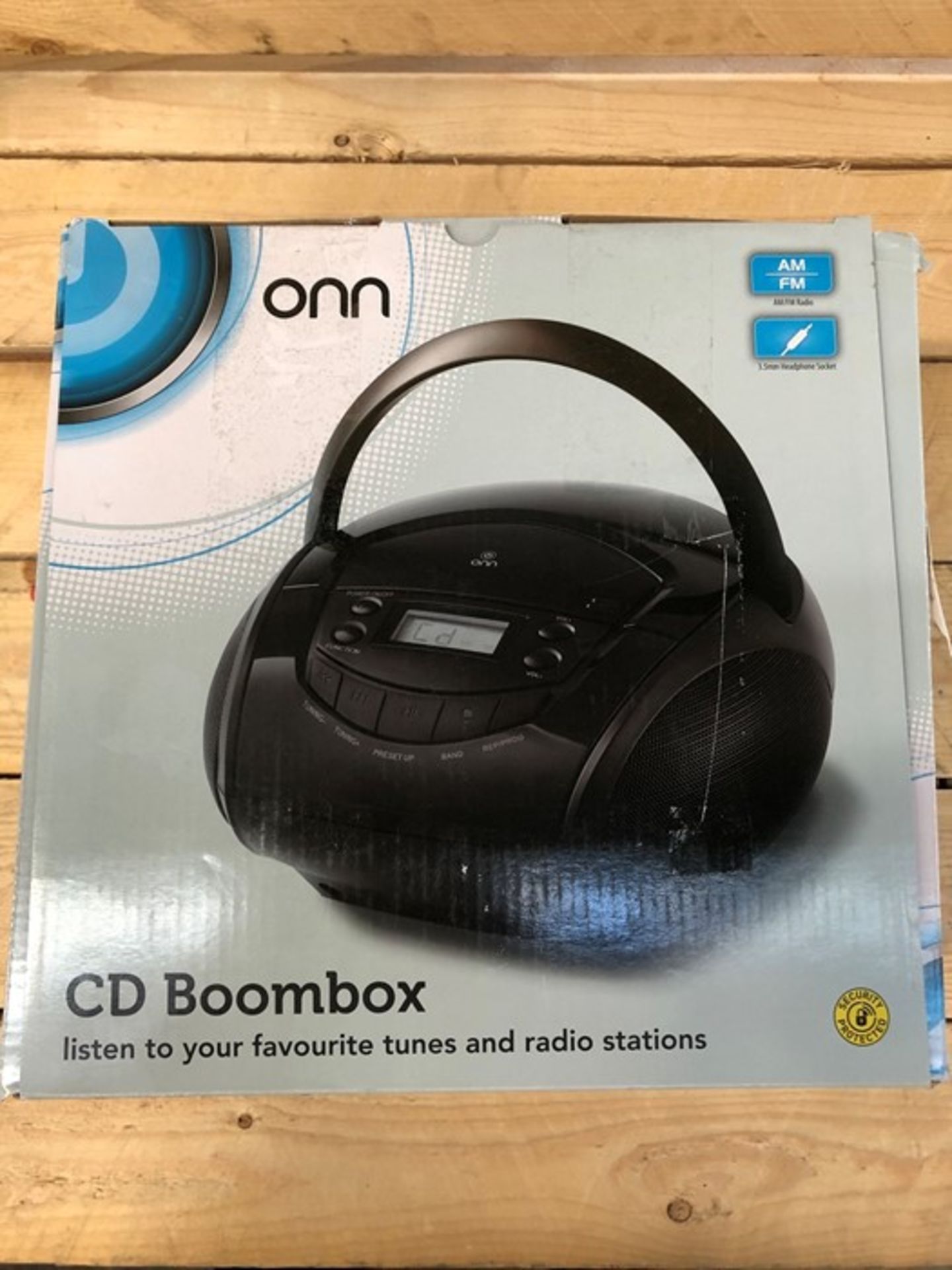 1 BOXED ONN CD BOOMBOX - BLACK / RRP £30.00 (VIEWING HIGHLY RECOMMENDED)