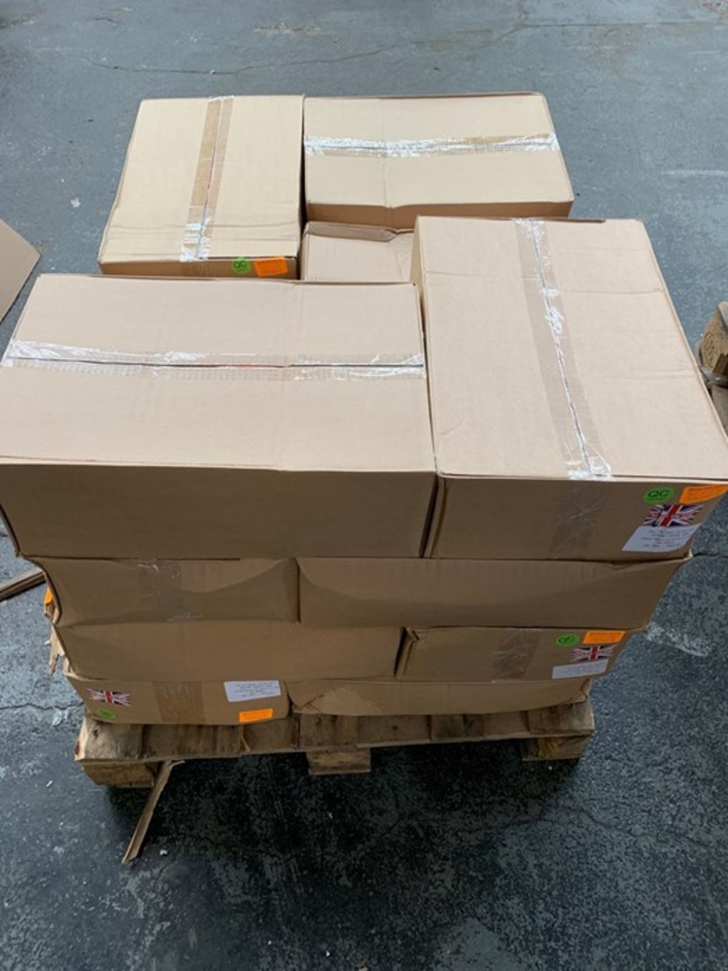 1 LOT TO CONTAIN 17 BOXES OF ASSORTED MAILING ORANGE OPAQUE HIGH DENSITY S/W BAGS / 500 PER BOX /