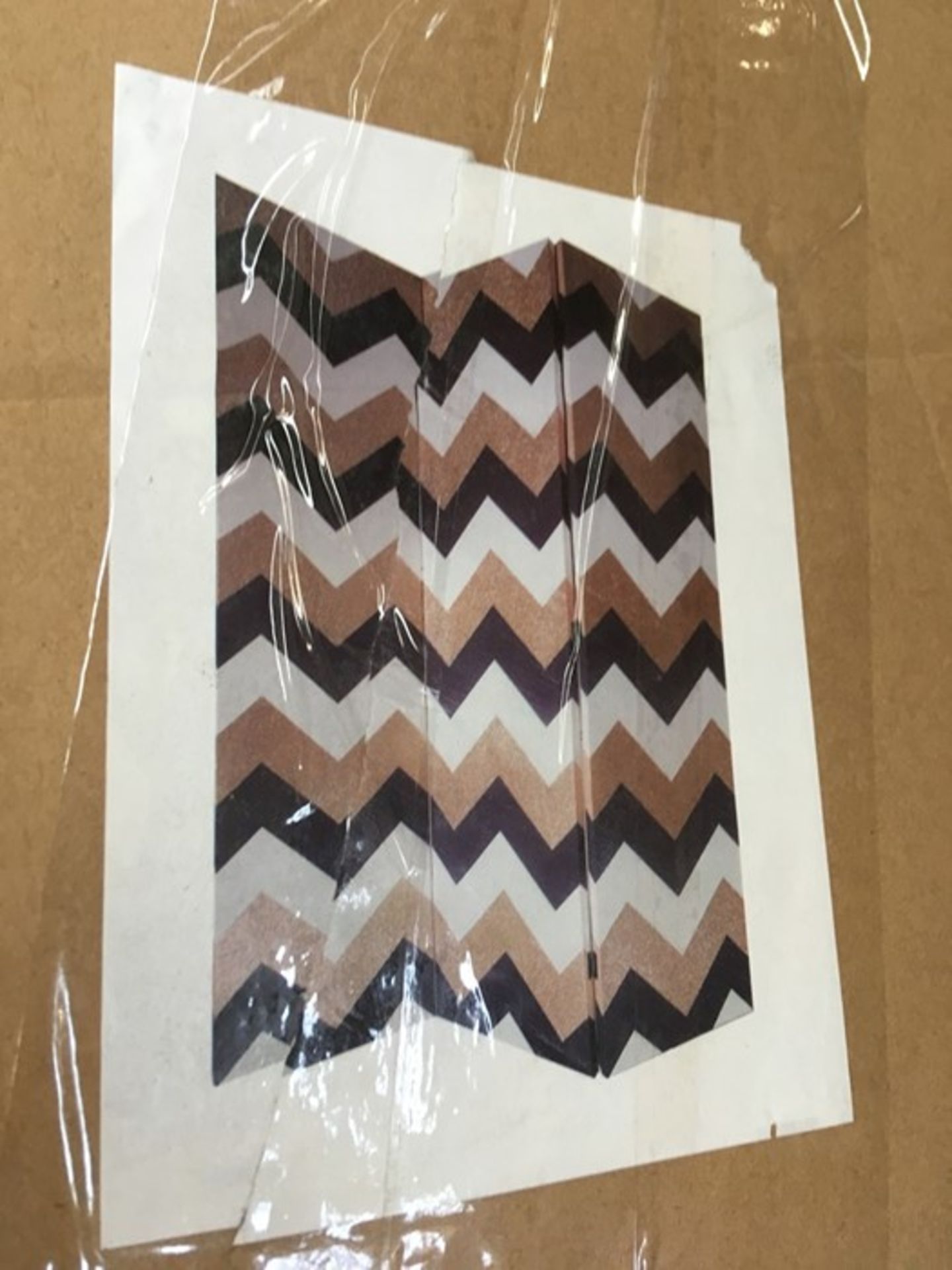 1 ARTHOUSE ROOM DIVIDER / BROWN ZIG ZAG PATTERN / RRP £80.00