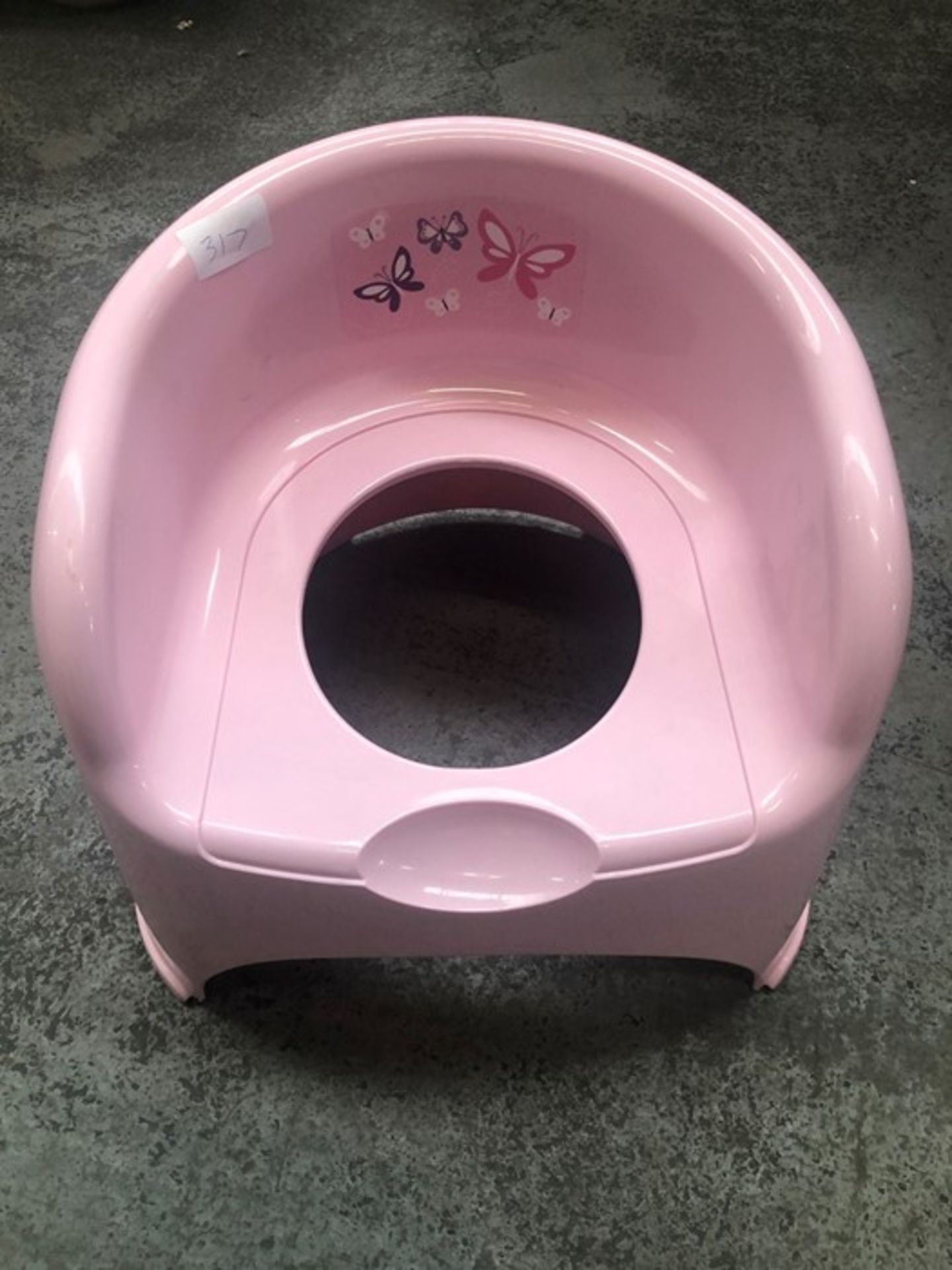 1 MOTHERCARE PINK POTTY CHAIR (PUBLIC VIEWING AVAILABLE)