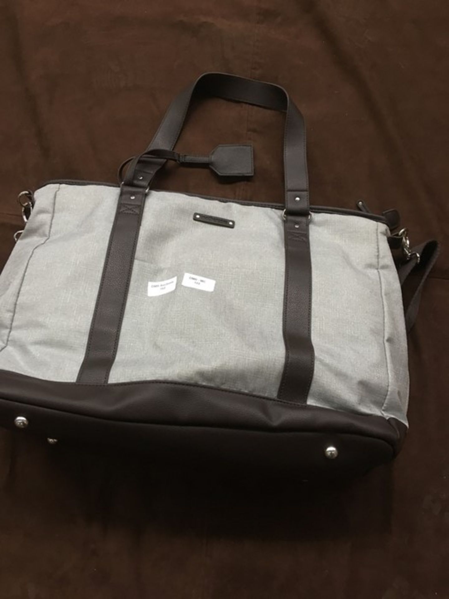 1 MOTHERCARE CHANGING BAG IN SILVER/GREY / RRP £50.00 (PUBLIC VIEWING AVAILABLE)