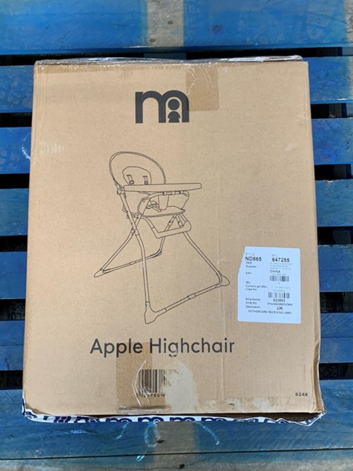 1 BOXED HIGH CHAIR WITH RED APPLE DESIGN / RRP £80.00 (PUBLIC VIEWING AVAILABLE)