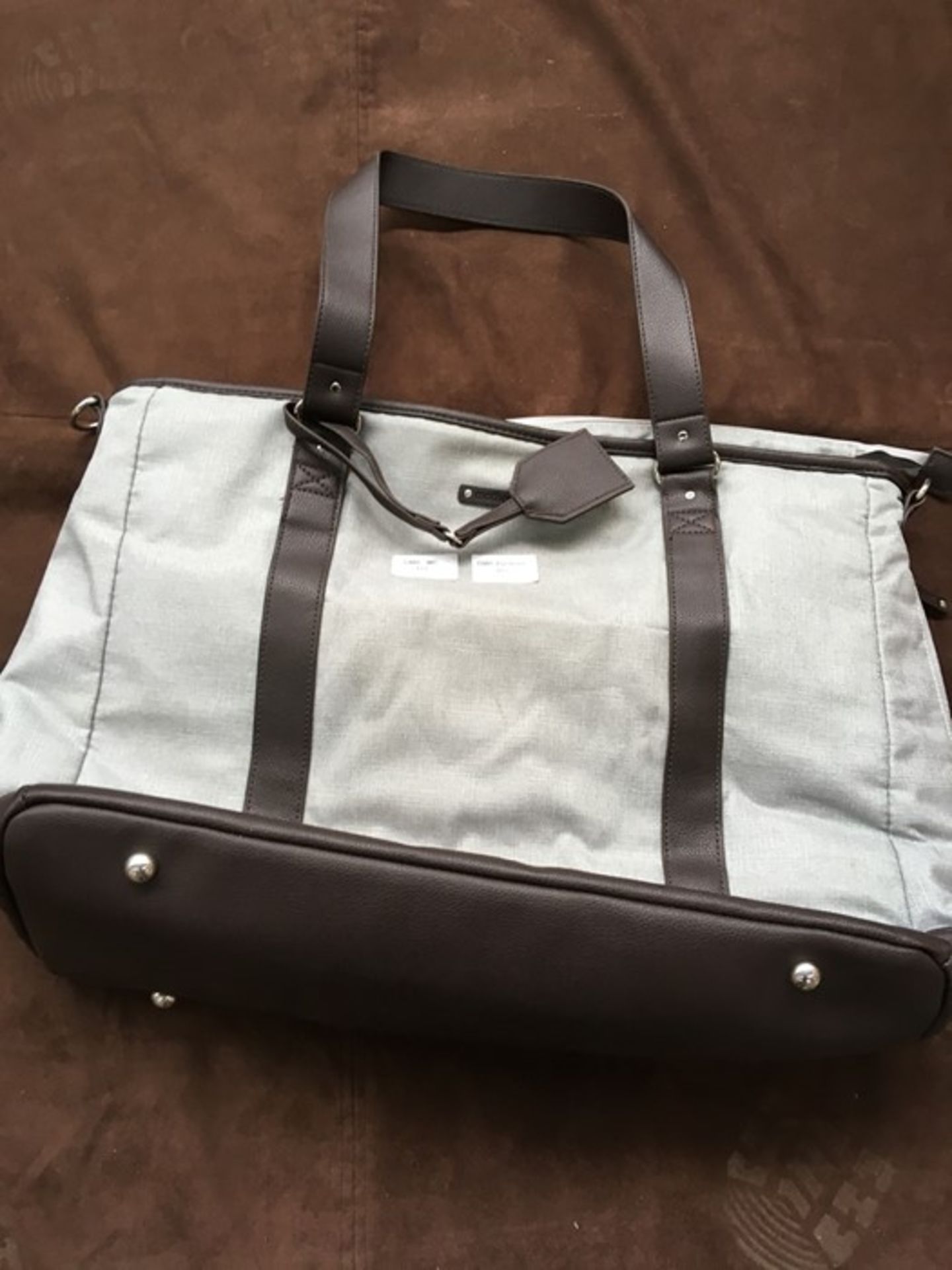 1 MOTHERCARE CHANGING BAG IN SILVER/GREY / RRP £50.00 (PUBLIC VIEWING AVAILABLE)