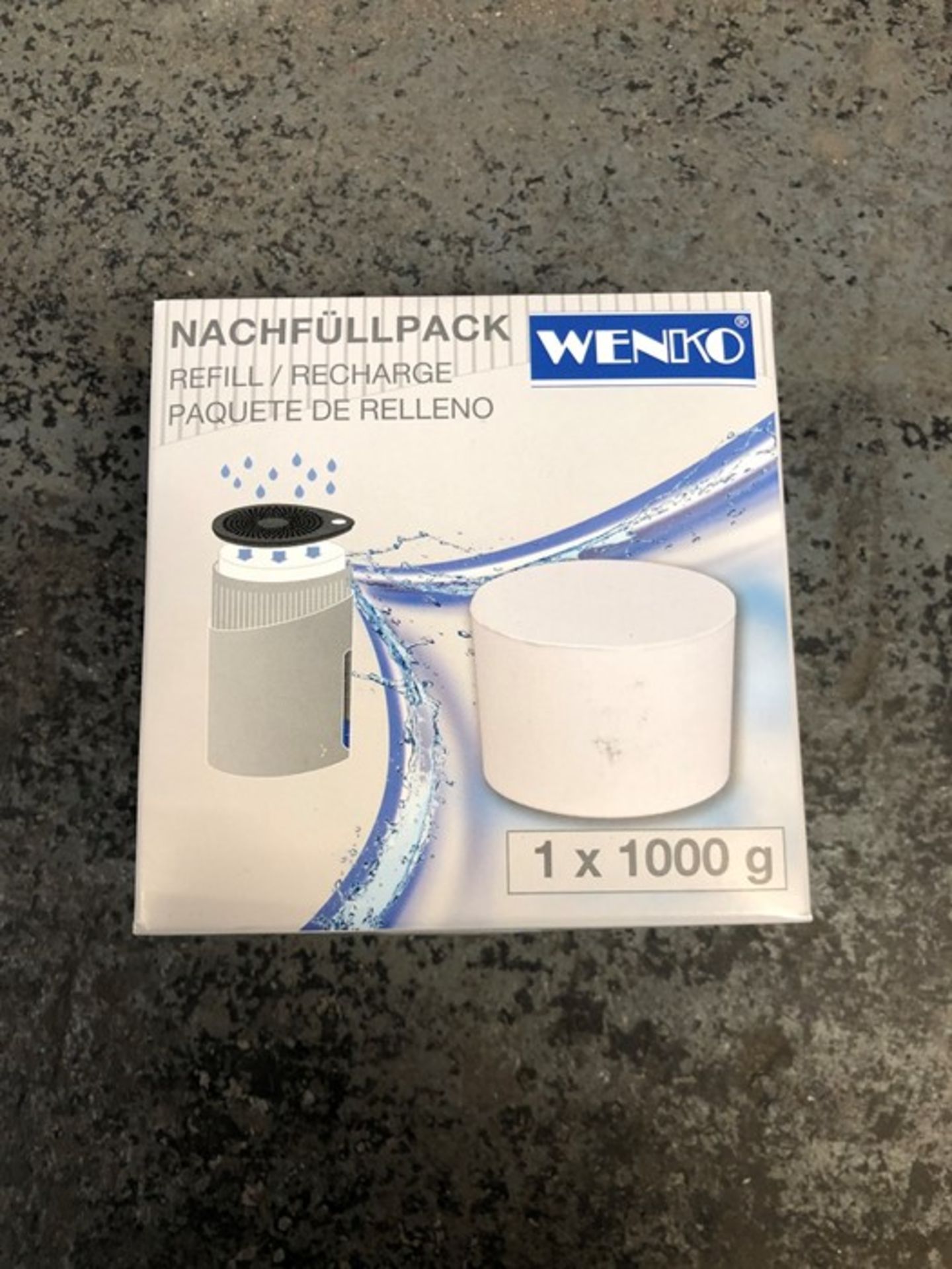 1 LOT TO CONTAIN 5 WENKO DEHUMIDIFIER MOISTURE TRAP CUBE REFILLS / RRP £40.00 (PUBLIC VIEWING