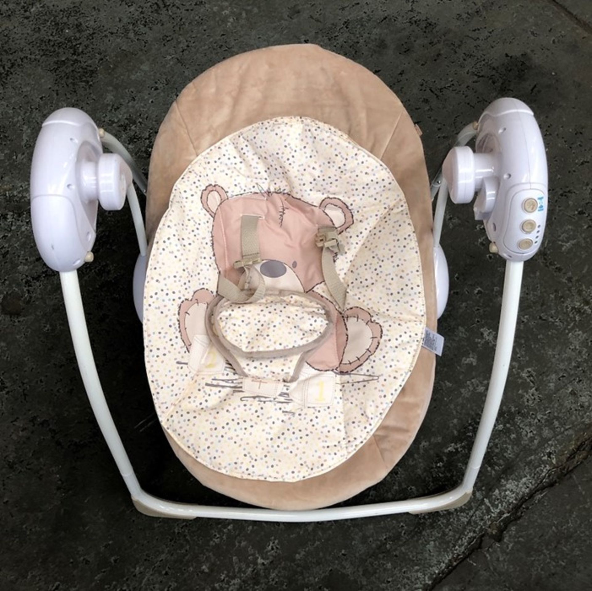 1 ASSEMBLED MOTHERCARE TEDDY BEAR SWING / RRP £70.00 (PUBLIC VIEWING AVAILABLE)