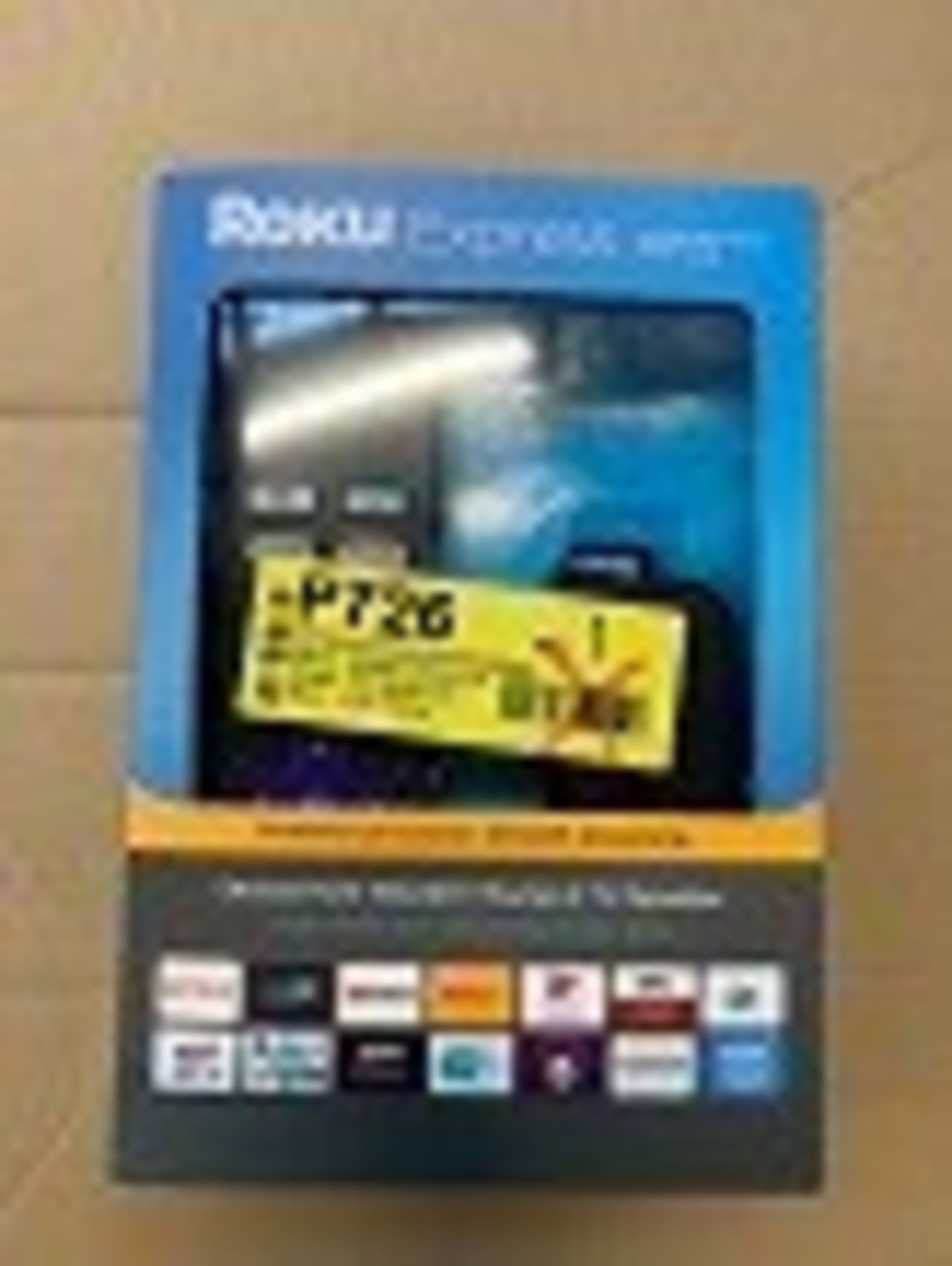 1 BOXED ROKU EXPRESS STREAMING STICK / BL - 6416 (PUBLIC VIEWING AVAILABLE)