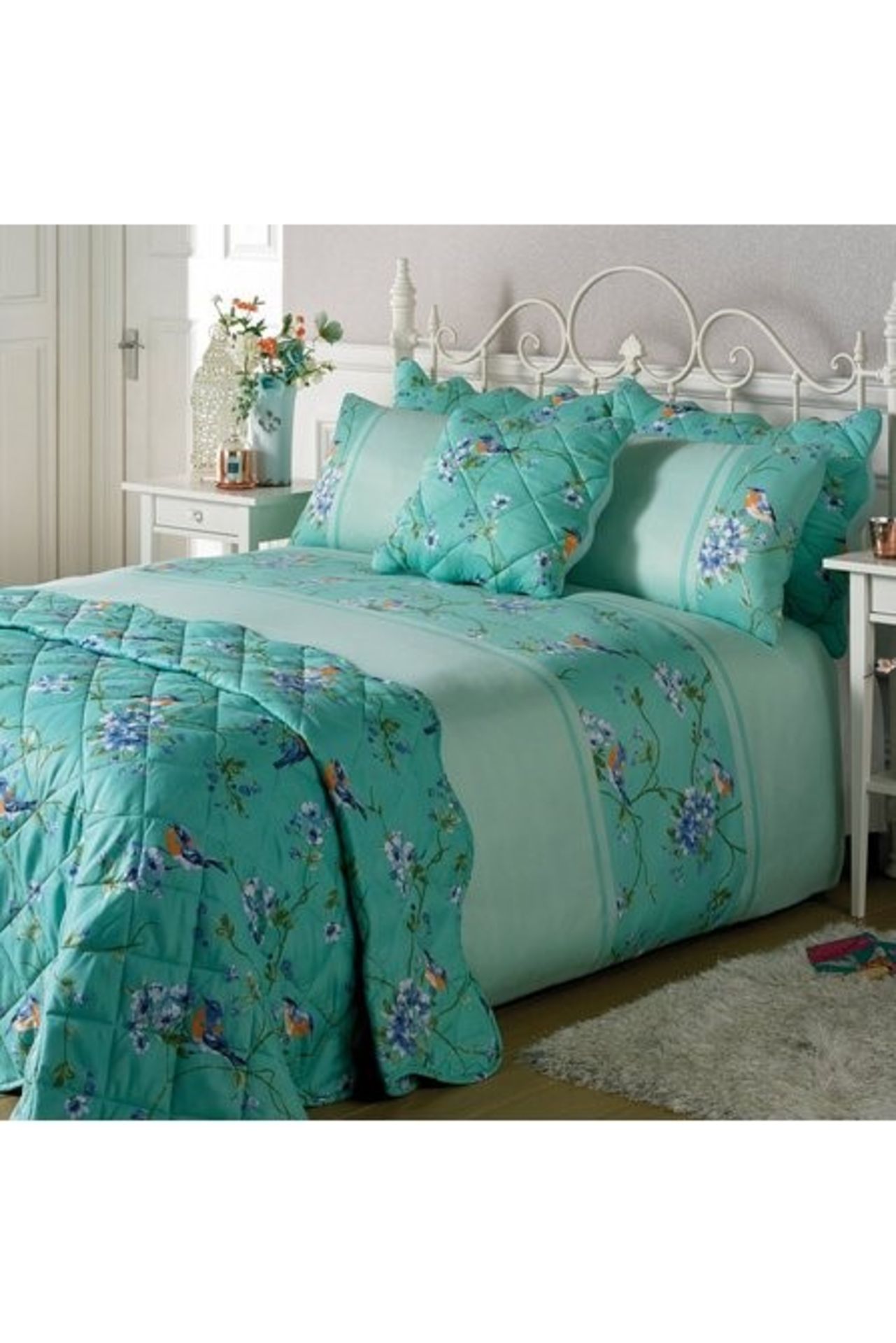 1 AS NEW BAGGED BIRD BLOSSOM DUVET SET IN DUCK EGG / DOUBLE (PUBLIC VIEWING AVAILABLE)
