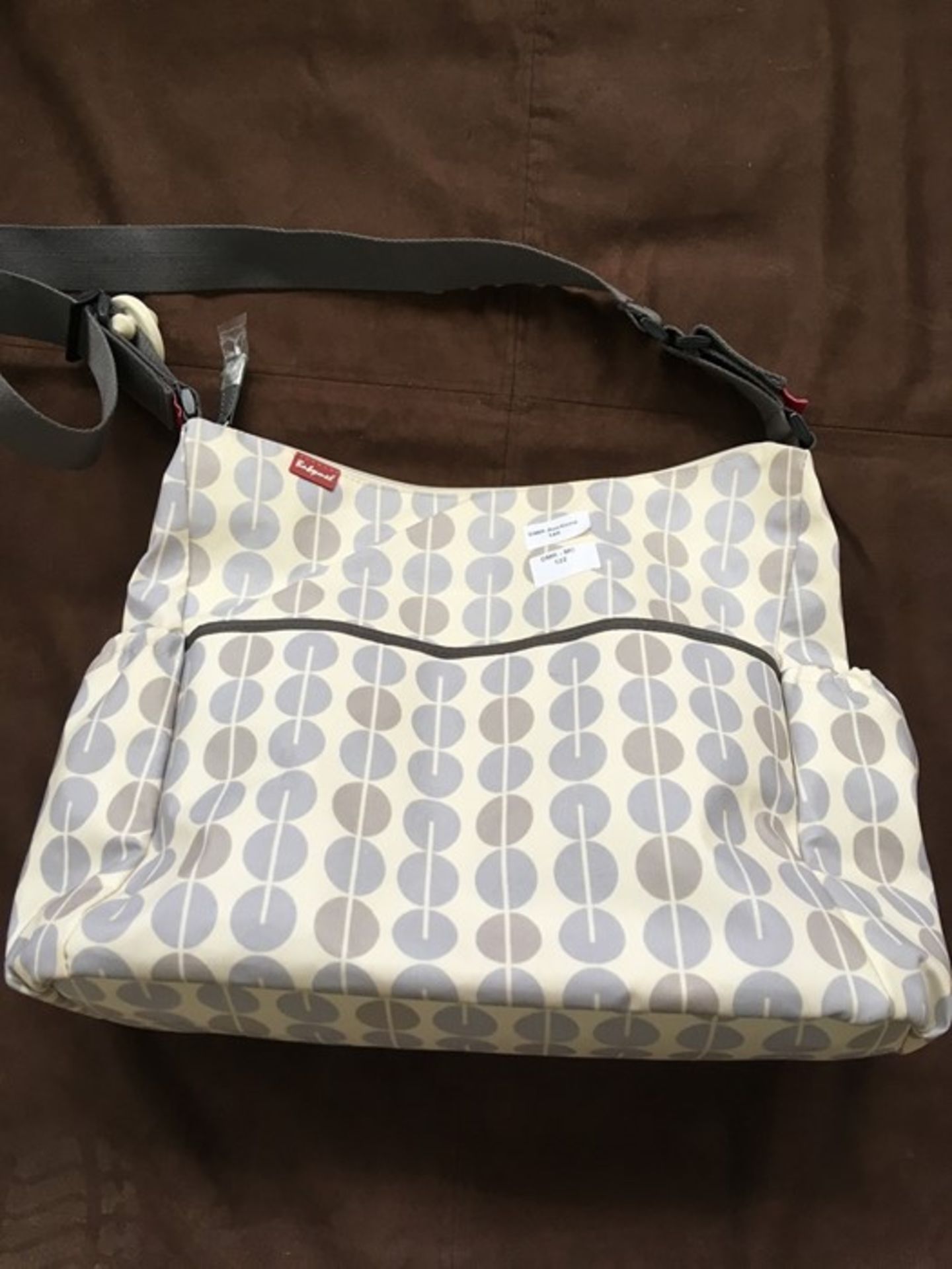 1 BABYMEL HAND BAG / RRP £60.00 (PUBLIC VIEWING AVAILABLE)