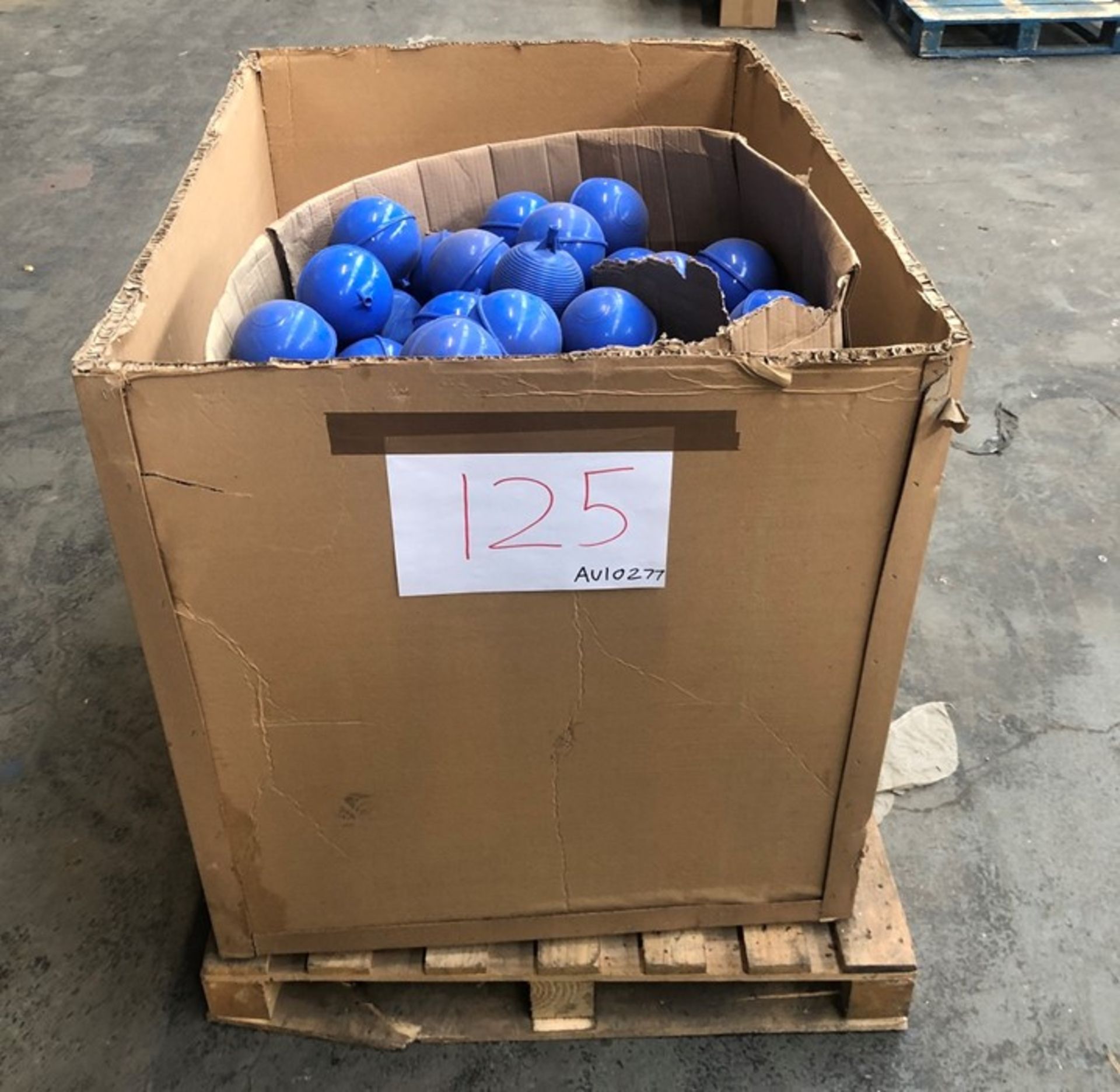 1 LOT TO CONTAIN ASSORTED TOILET BALL VALVES AND TEA (PUBLIC VIEWING AVAILABLE)