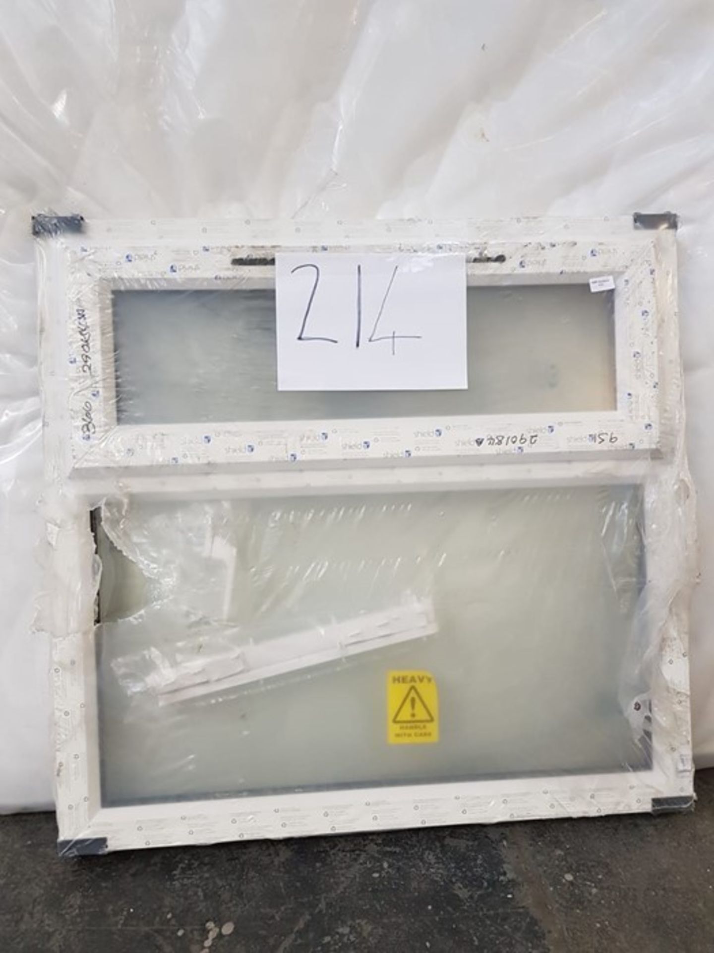 1 WHITE PVC U-TOP HUNG OVER FIXED CASEMENT WINDOW / RRP £142.00 (PUBLIC VIEWING AVAILABLE)